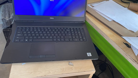 Dell Precision 7750 17.3 Inch Mobile Workstation – i7 10850H – 64GB DDR4 – 1TB NVMe SSD – Quadro RTX 3000 – Win11Pro – Battery Health 54% – With Adapter – Used