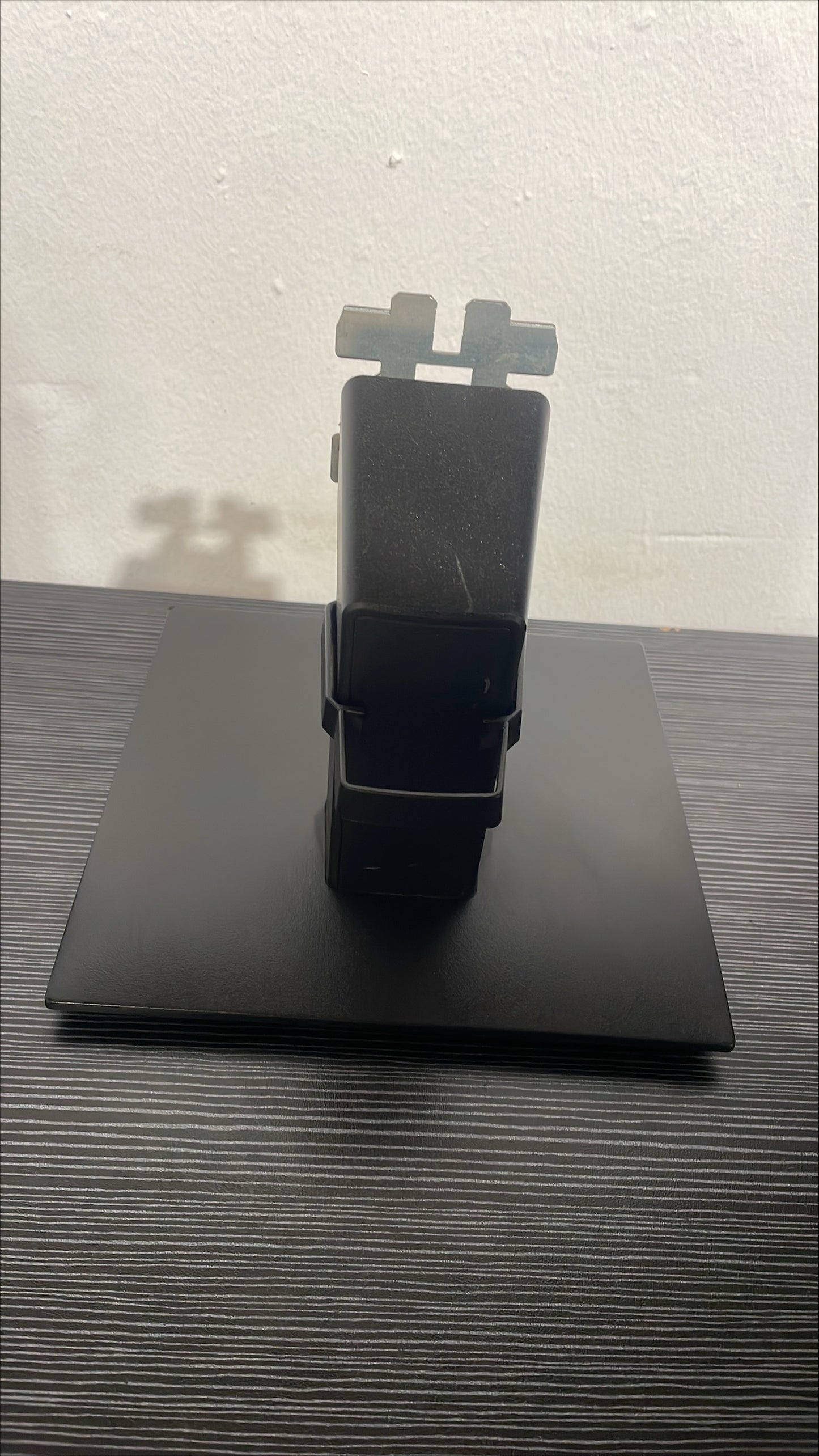 HP P22 G4 R170105730040 & R170105730060 Monitor Stand – Pre-Owned