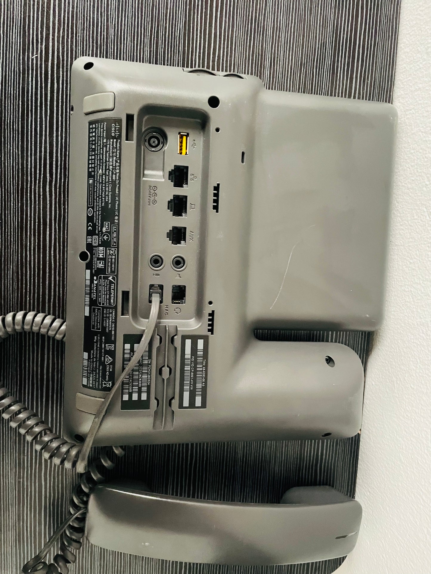 Cisco CP-8861 Unified IP Desk Phone – No Stand – Pre-Owned