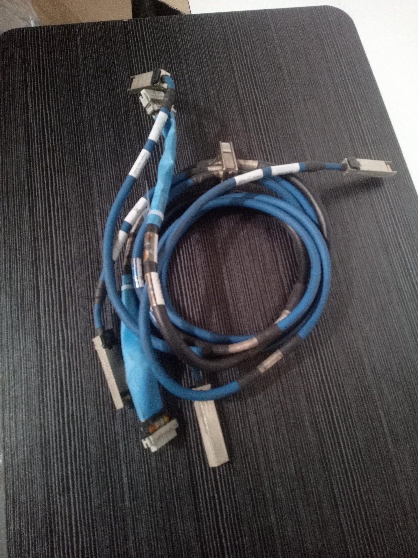 Hitachi 5521698-314, 5521698-316 & 5521726-308 DAC Cable Pair – Pre-Owned