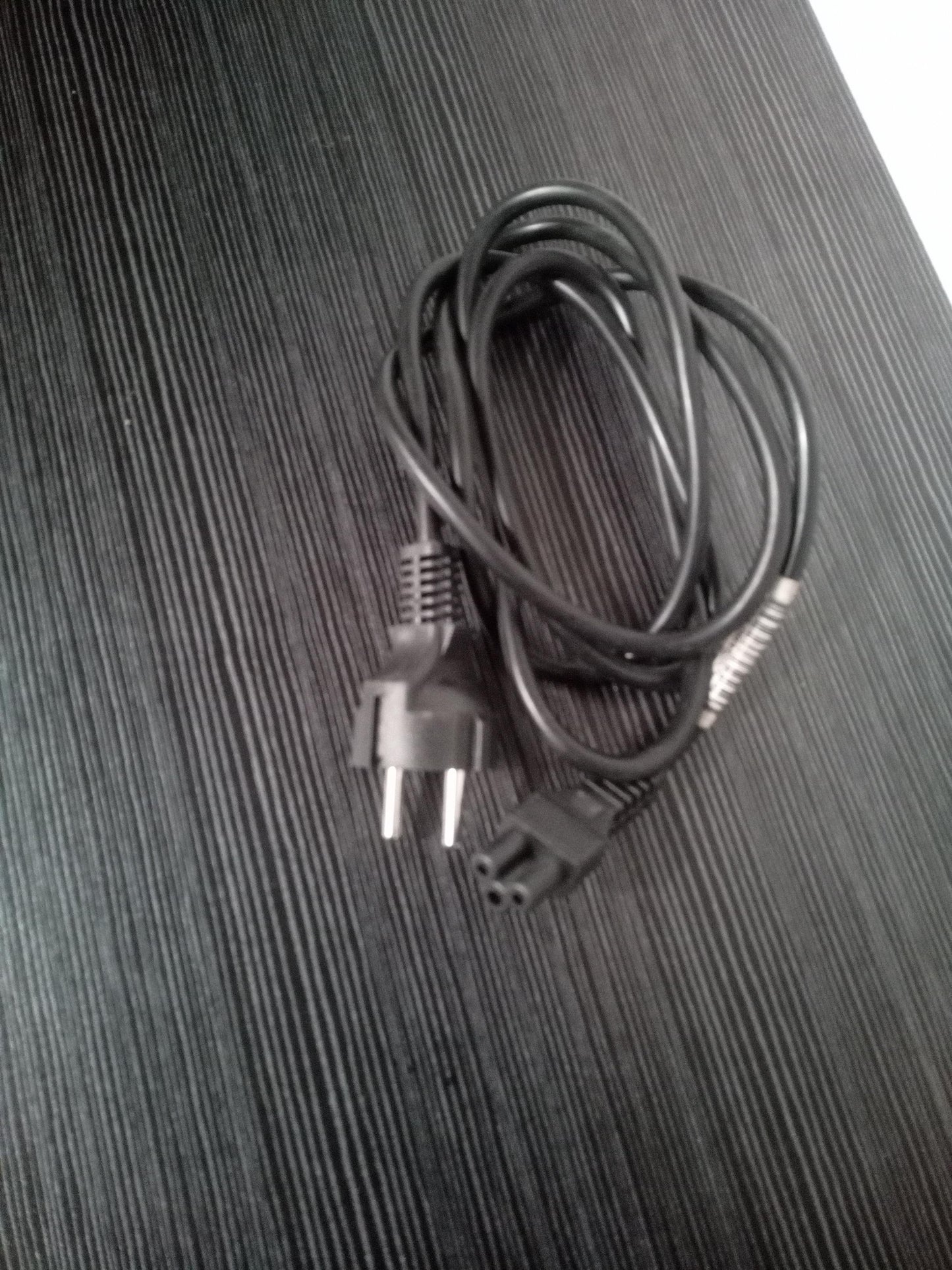 IEC C5 to CEE 7/7 Power Cord - Black – Pre-Owned