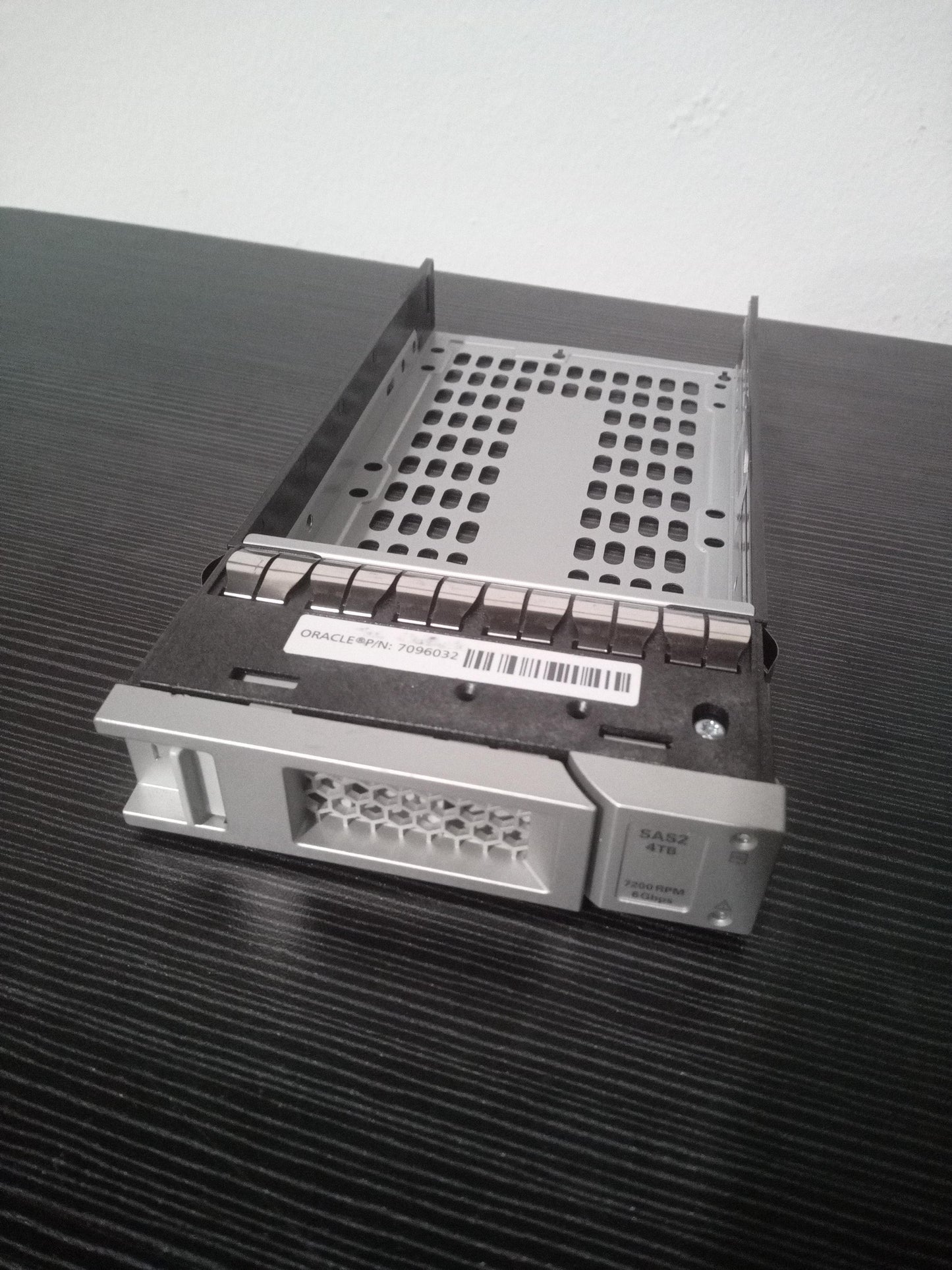 SUN Oracle 0976501-12 3.5 Inch Hard Drive Caddy Tray – Pre-Owned