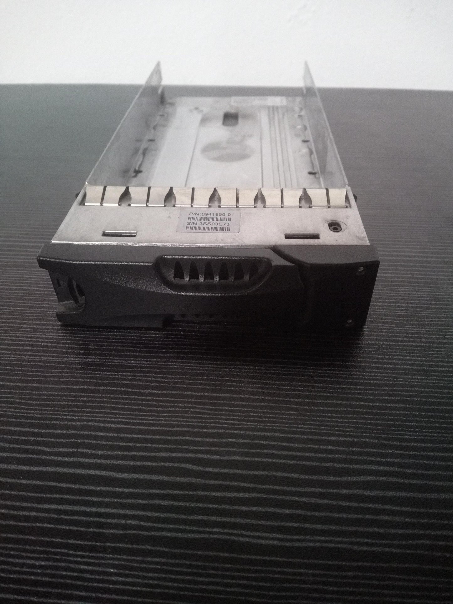 Dell EqualLogic 64212-01 3.5 Inch Hot Plug SAS Hard Drive Caddy Tray for PS3000 / PS4000 / PS6000 – Pre-Owned