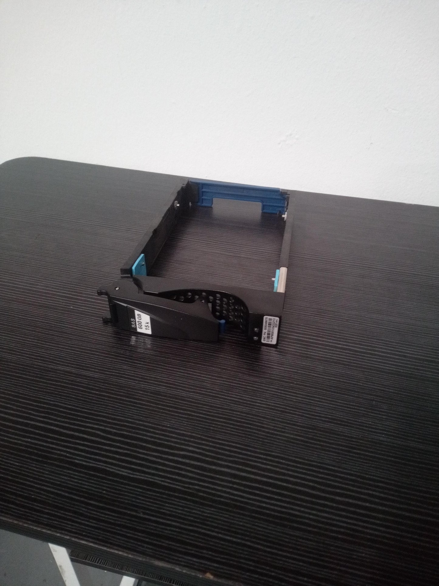 Foxconn 040-001-999 3.5 Inch Hard Drive Caddy Tray – Pre-Owned