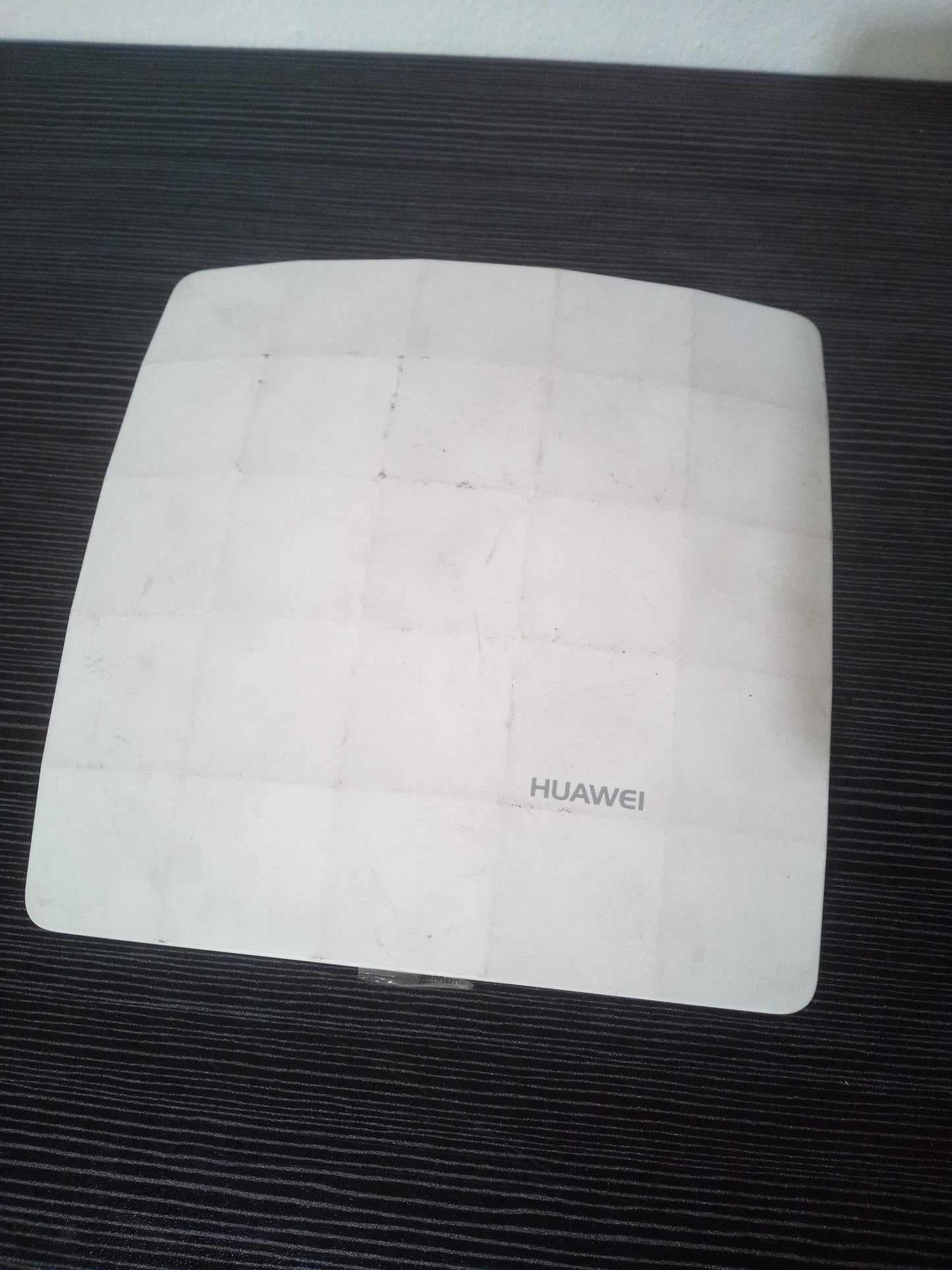 Huawei AP6010DN-AGN Wireless LAN Access Point – Pre-Owned