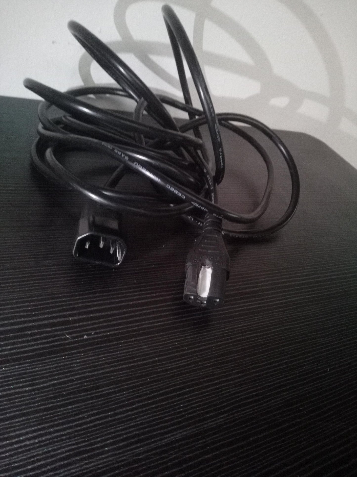 IEC C14 to IEC C15 Hot Power Extension Cable – Pre-Owned