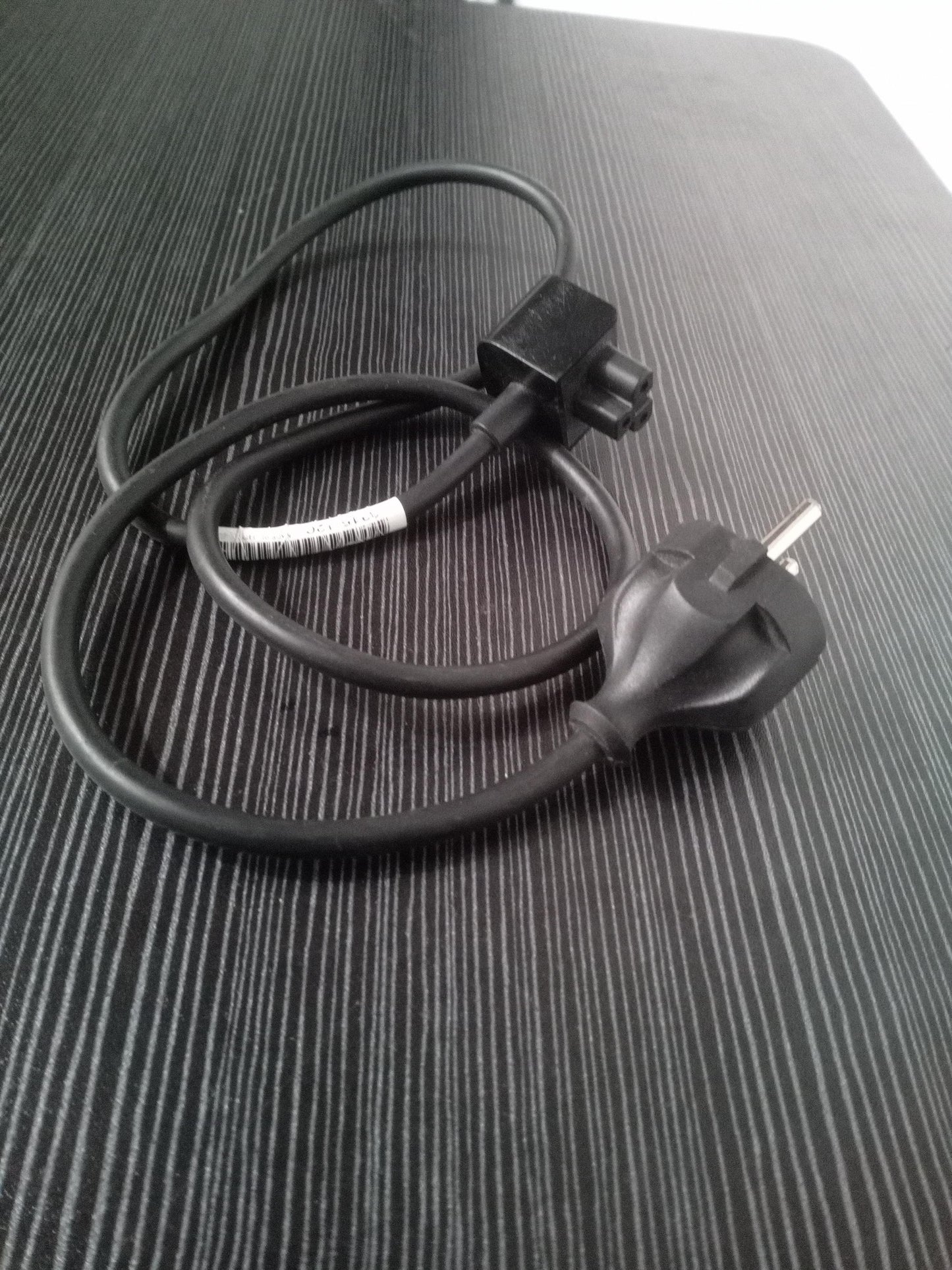 Clover C5 (Euro Duck Head) to IEC C13 Power Cable – Black – Pre-Owned