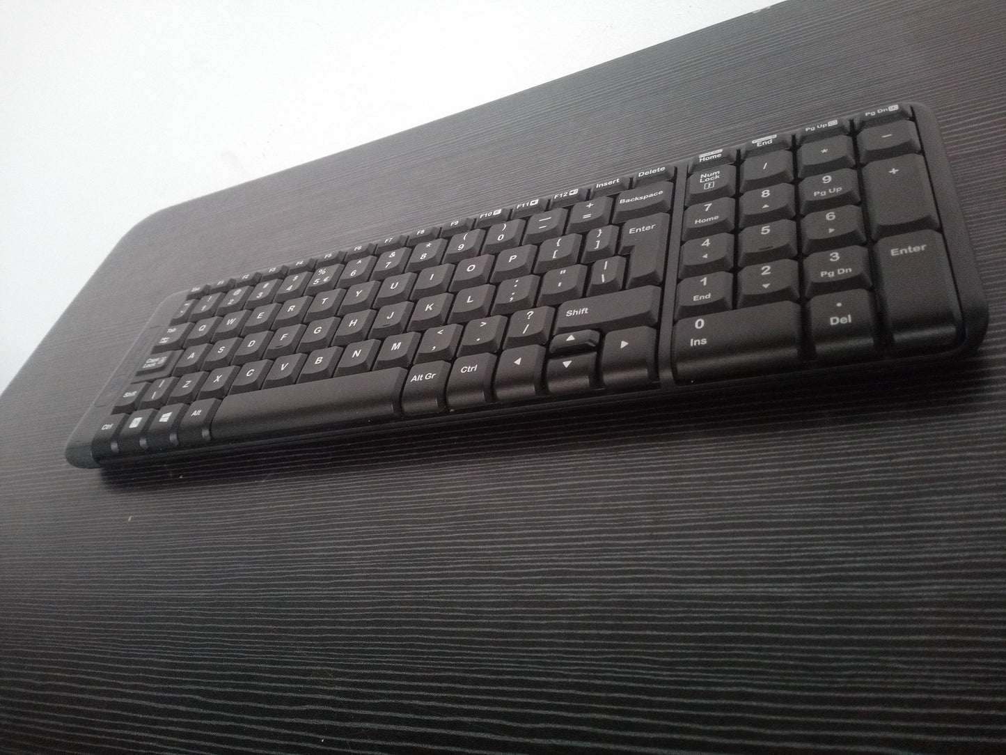 Logitech MK220 Wireless Keyboard Only – Pre-Owned