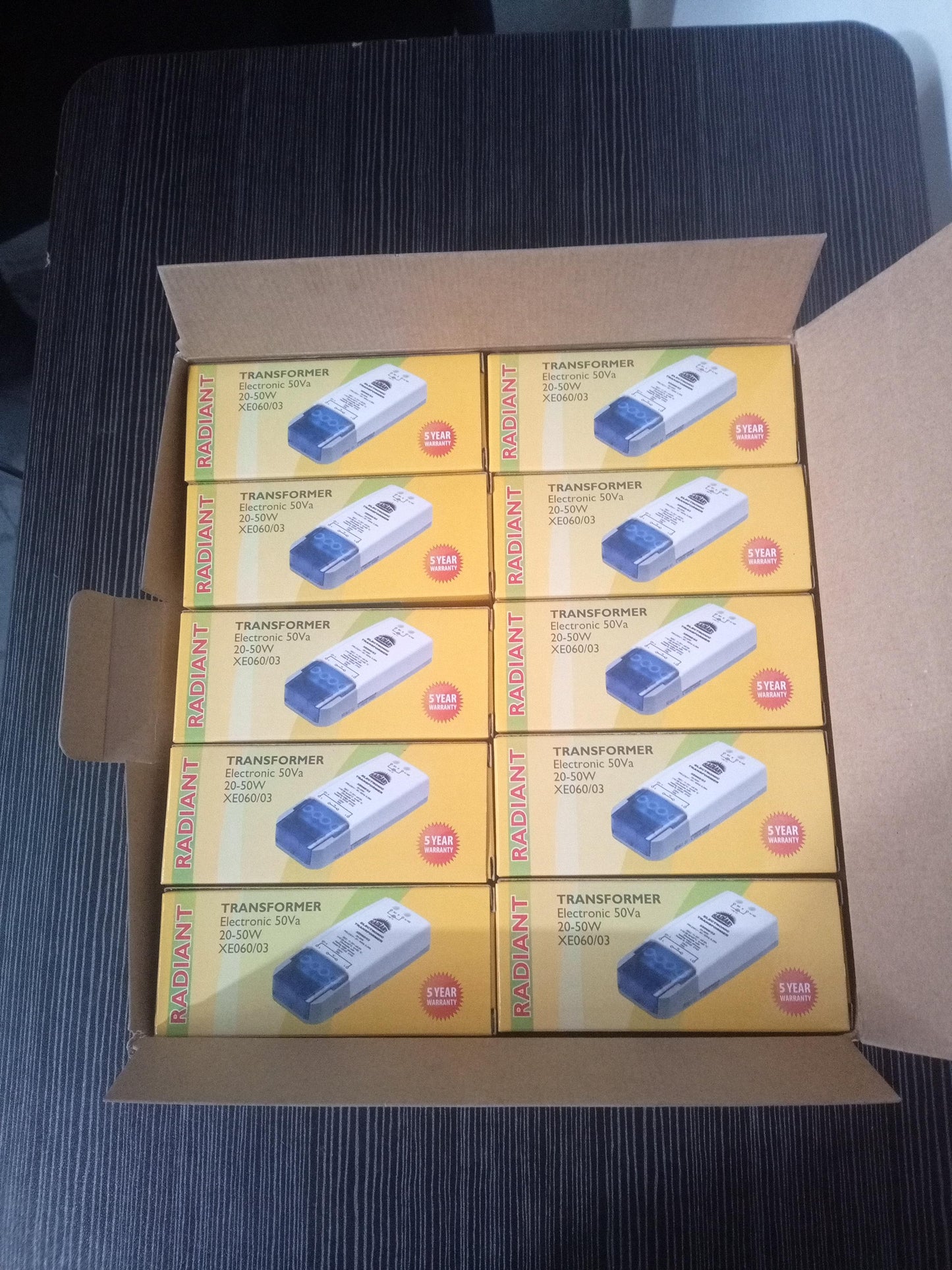 20 x Radiant XE060/03 Electronic Transformer 50VA (20-50W) – New