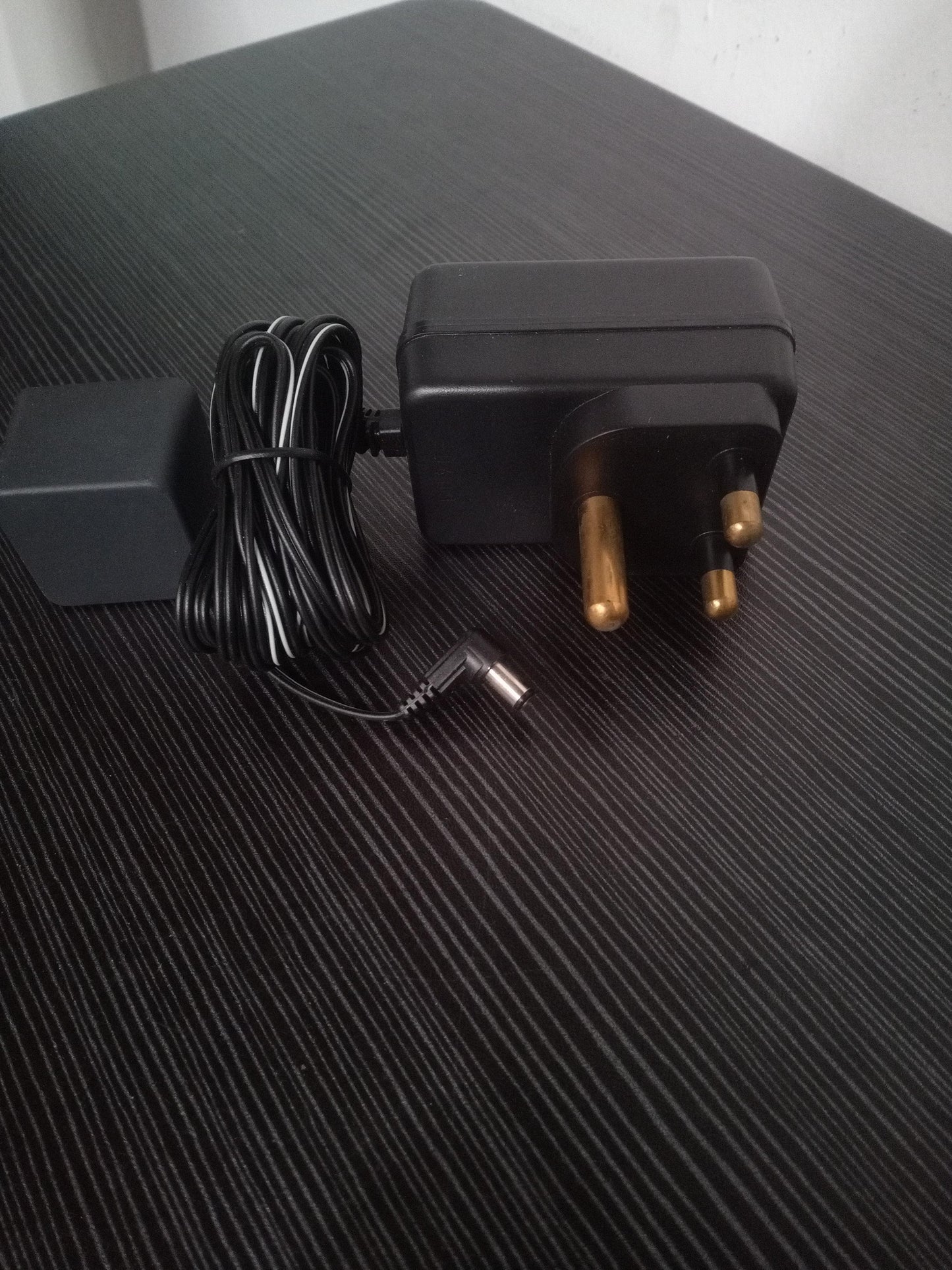 L.T.E Power Supply Adapter 24V 0.07A – New