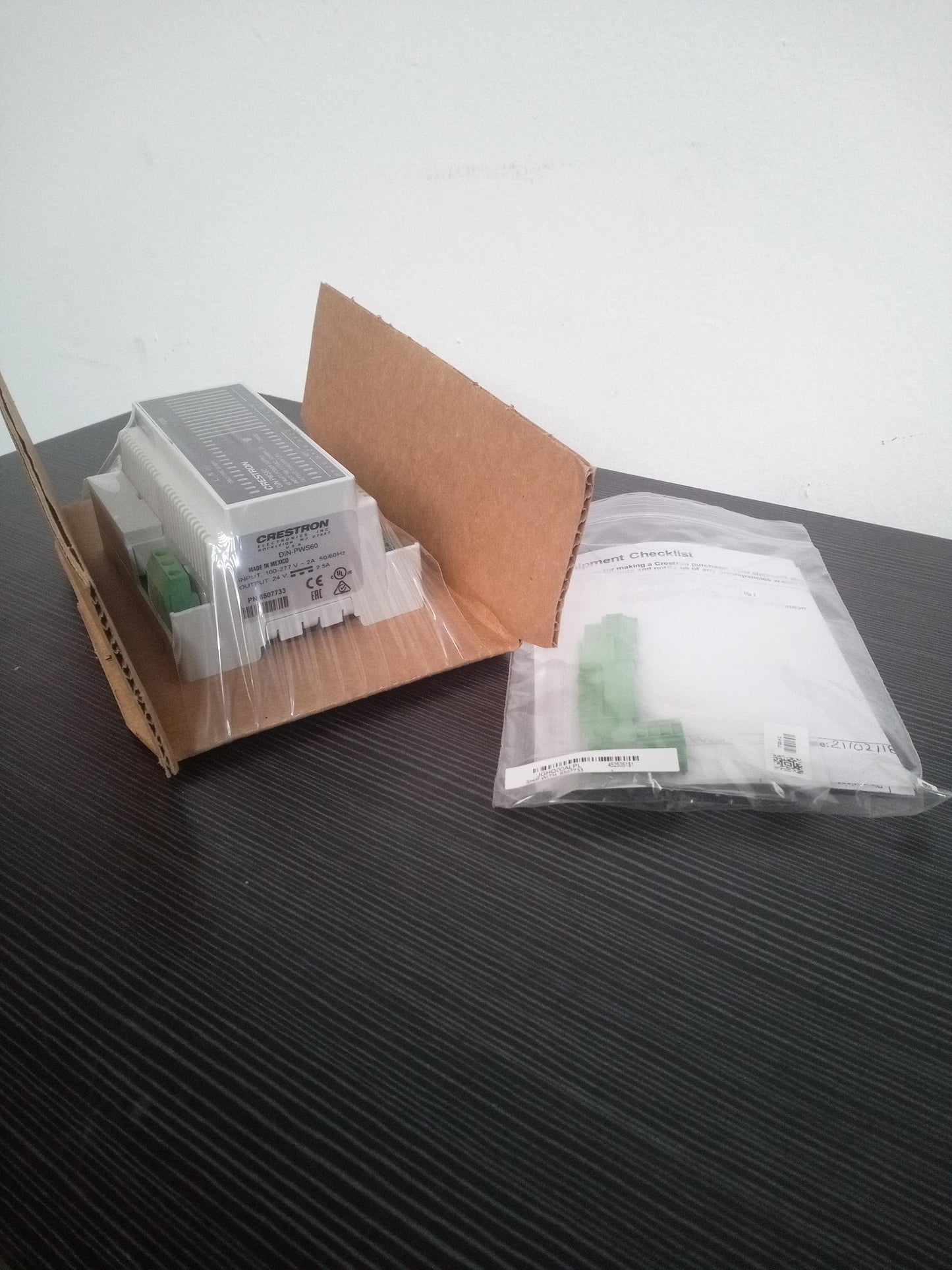 Crestron DIN-PWS60 DIN Rail 60 Watt Cresnet Power Supply – New