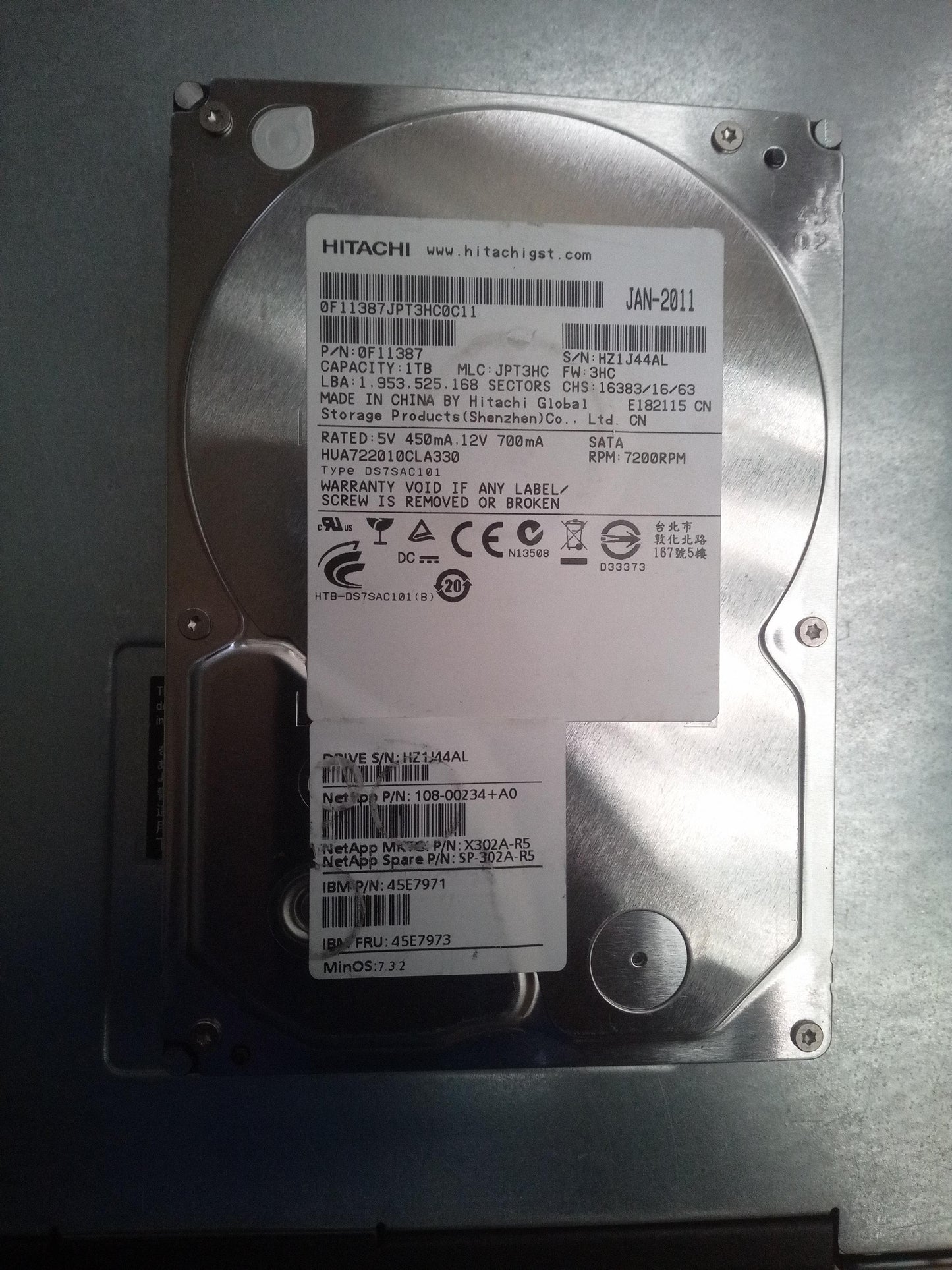 Hitachi HUA722010CLA330 3.5 Inch 1TB 7.2K 6Gbps SATA Hard Drive – Pre-Owned