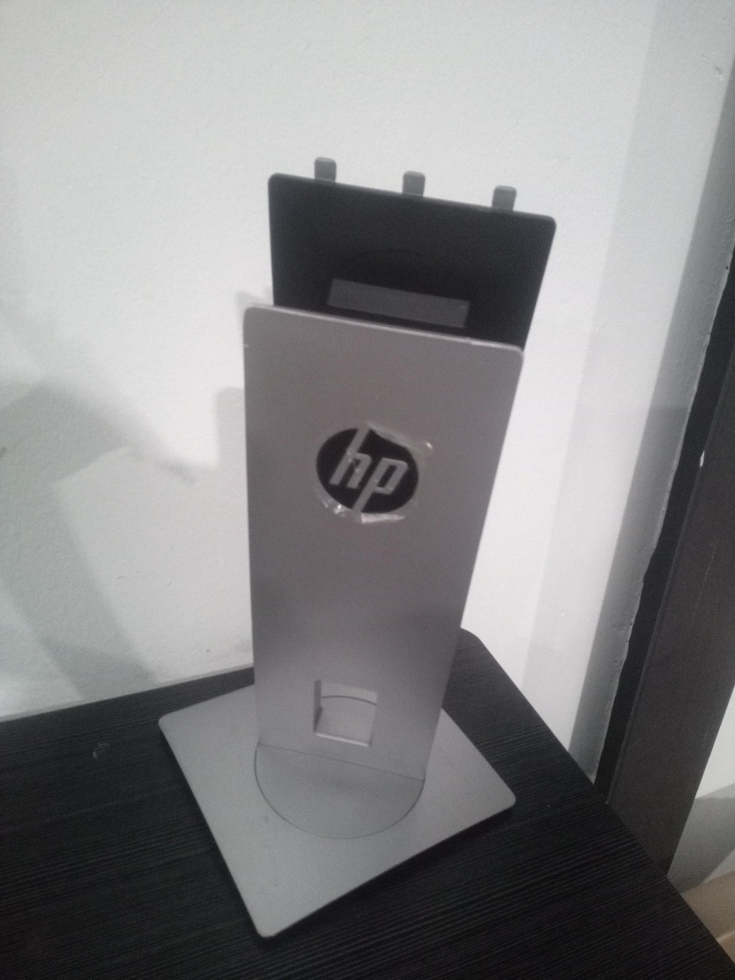 HP E202 Monitor Stand – Pre-Owned