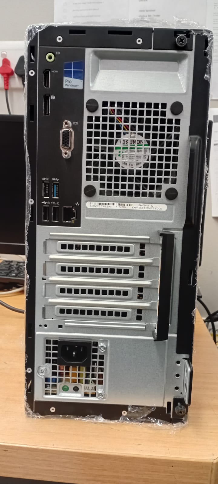 Dell OptiPlex 3040 MT Desktop – i3 6100 – 4GB DDR3 – 500GB HDD – Win10Pro – 1 Non-Functional USB Port – Used