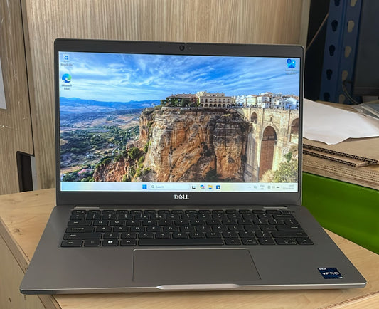 Dell Latitude 5340 13.3 Inch Administrative Laptop – i5-1345U – 16GB LPDDR5 – 512GB NVMe – Win11Pro – Battery Health 100% - With Adapter – Used