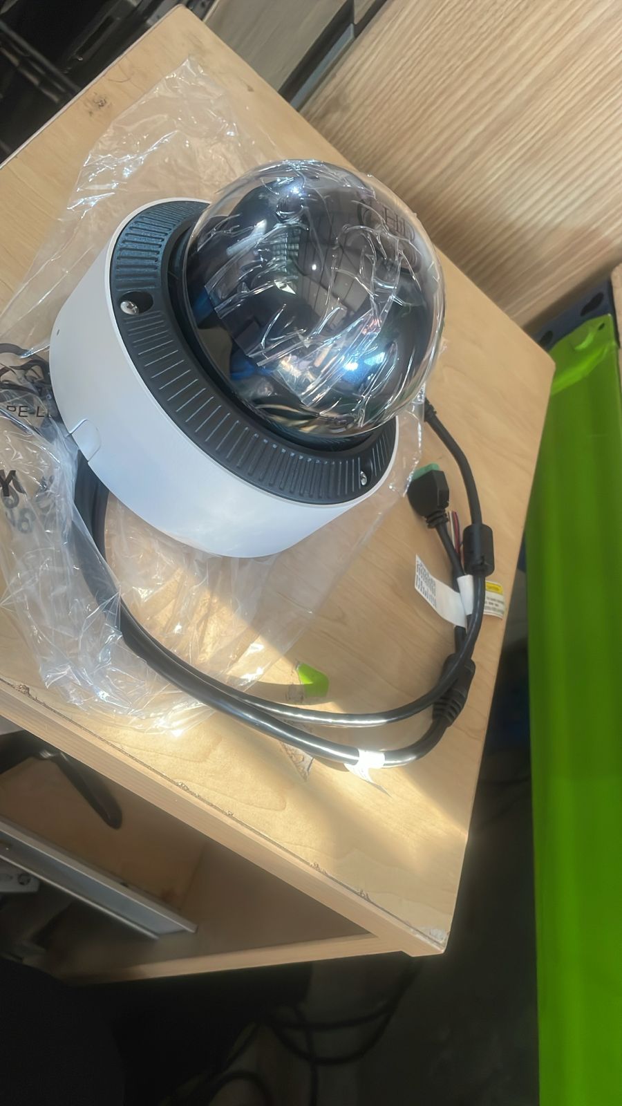 Holowits HWT-M3381-10-EI 1T 8MP AI IR Fixed Dome Camera – New