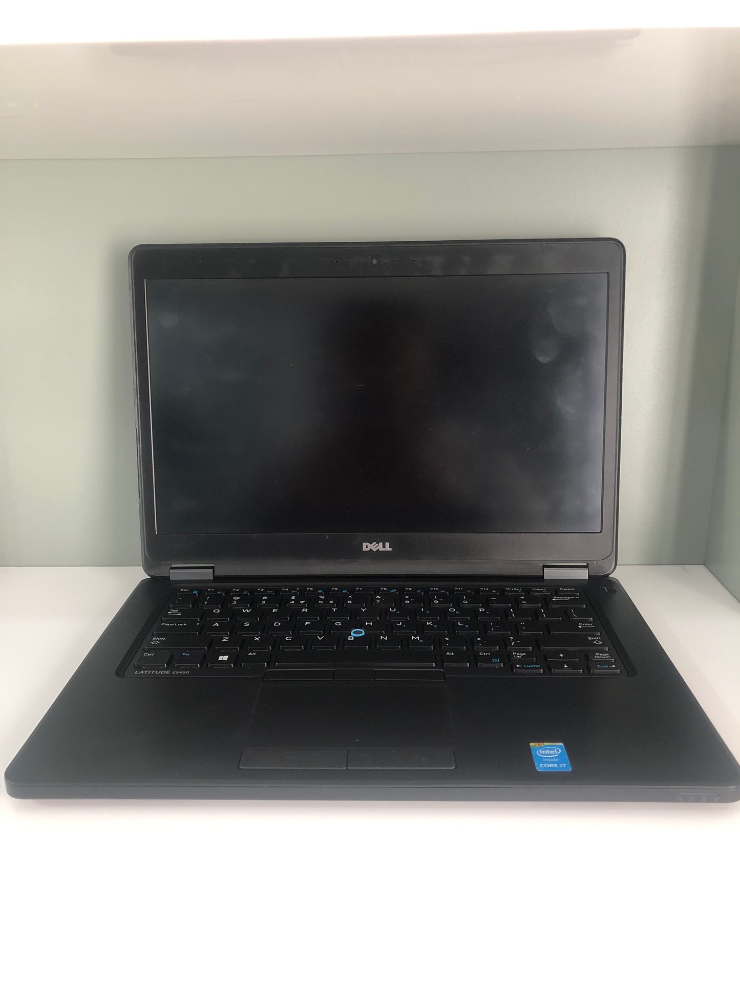 DELL LATITUDE E5450 14 INCH LAPTOP - I7 5600U- 8GB DDR4 - 500GB SATA HDD - INTEL HD 5500 GRAPHICS- GEFORCE 840M - WIN10PRO- SPOTS OF WHITE LIGHT - PRE OWNED