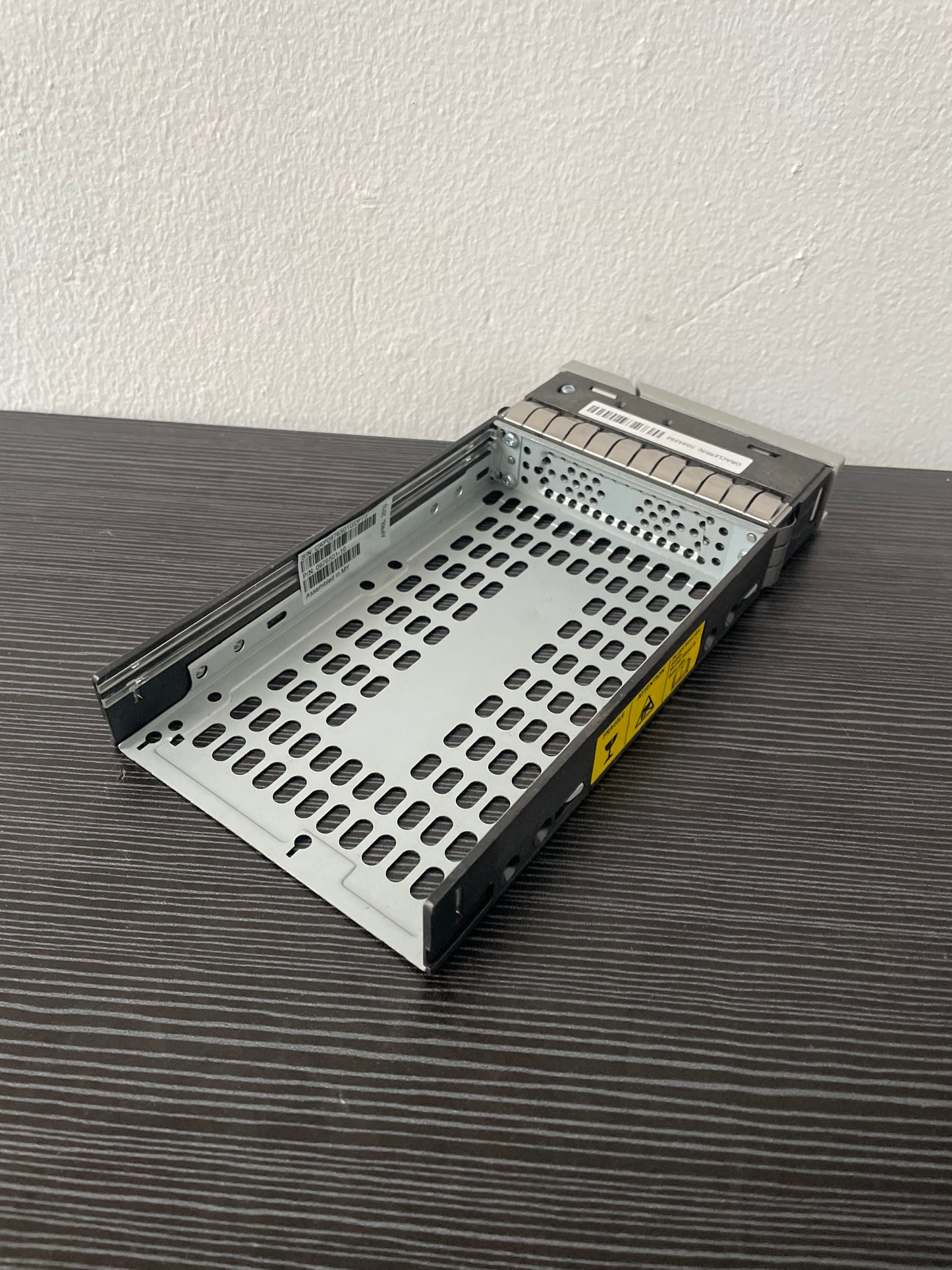 Sun Oracle 0976501-10 3.5 Inch Hard Drive Server Caddy Tray Carrier – Pre-Owned