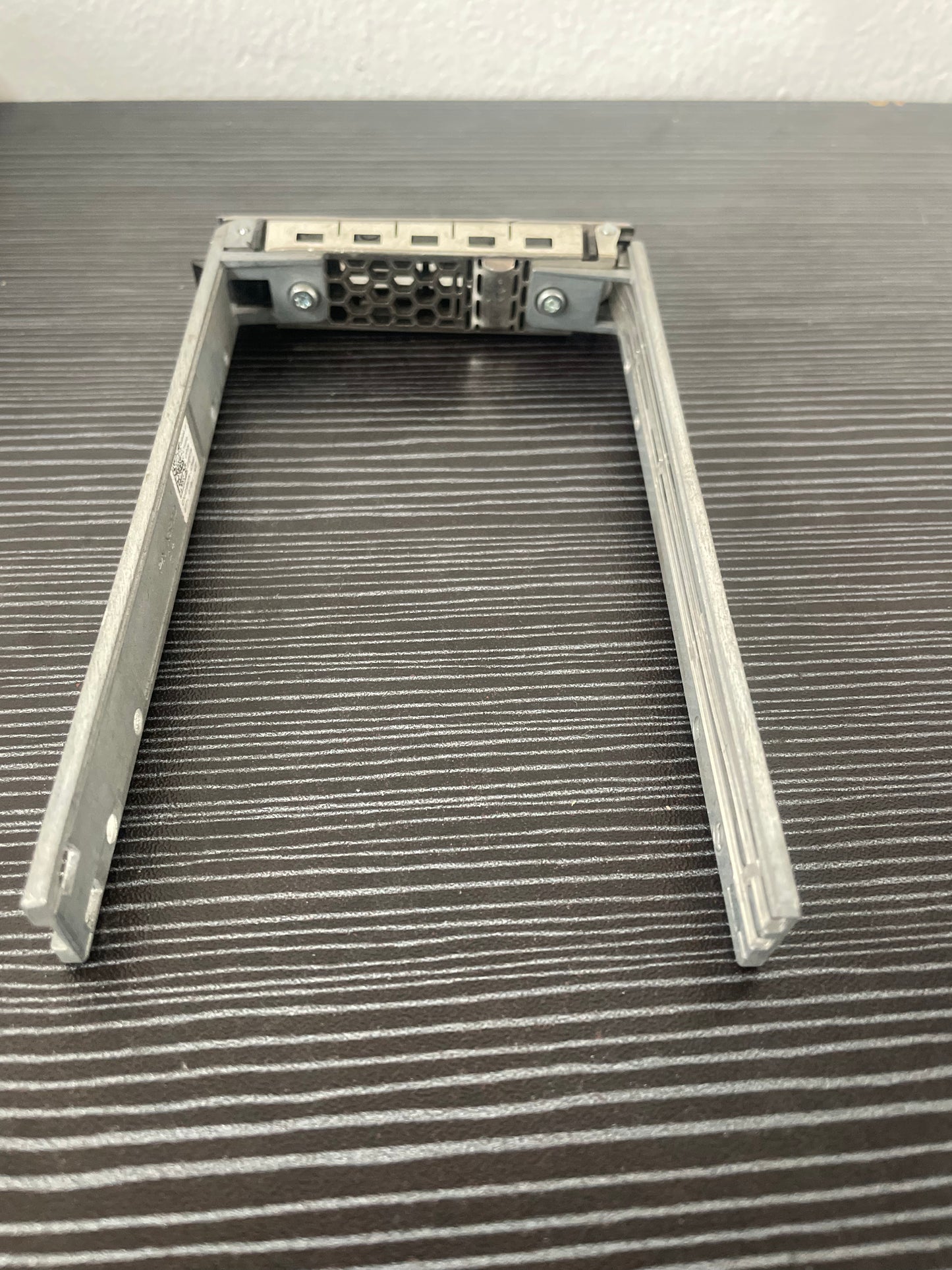 Dell EqualLogic 018KYH 2.5 Inch Drive Tray Caddy for PS4100 / PS6100 – Pre-Owned