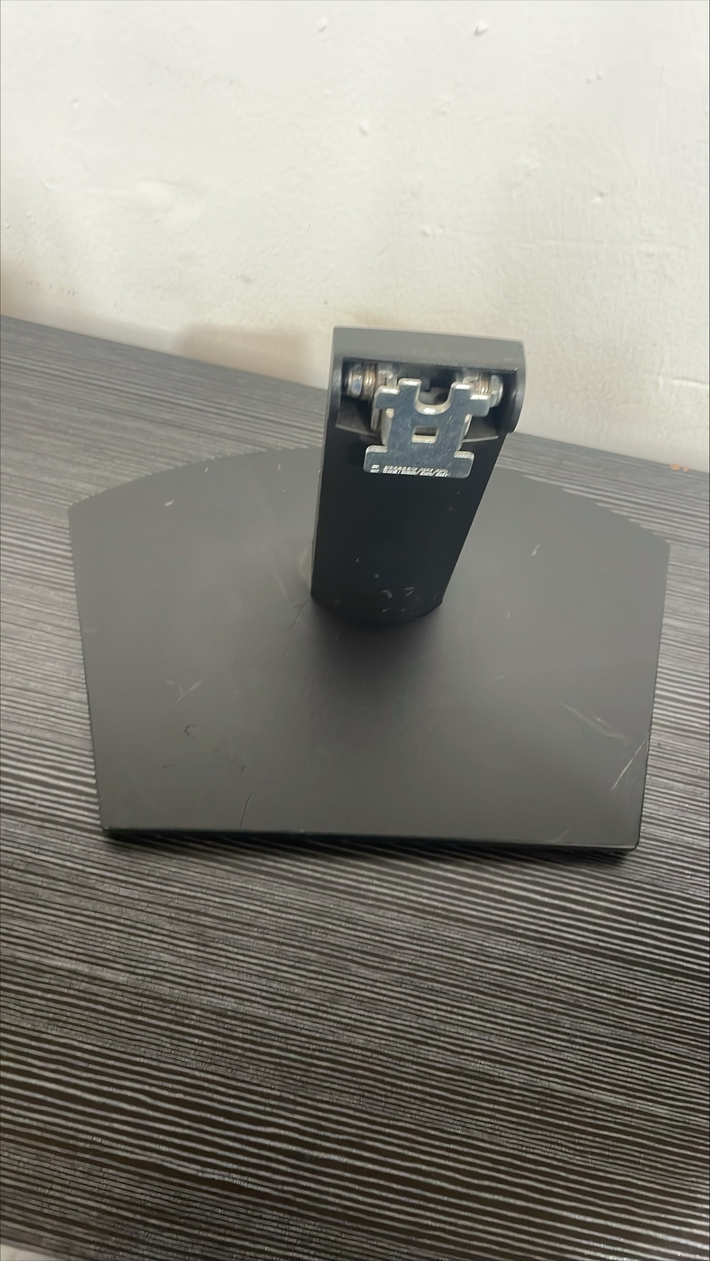 Dell SE2722H 27 Inch Monitor Stand – Pre-Owned