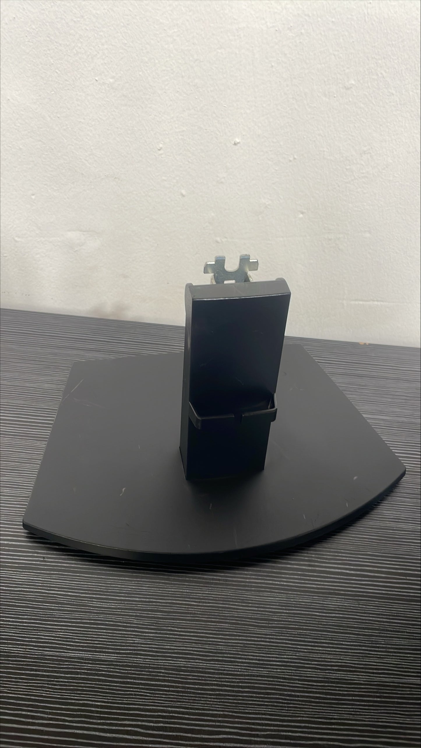 Dell SE2722H 27 Inch Monitor Stand – Pre-Owned