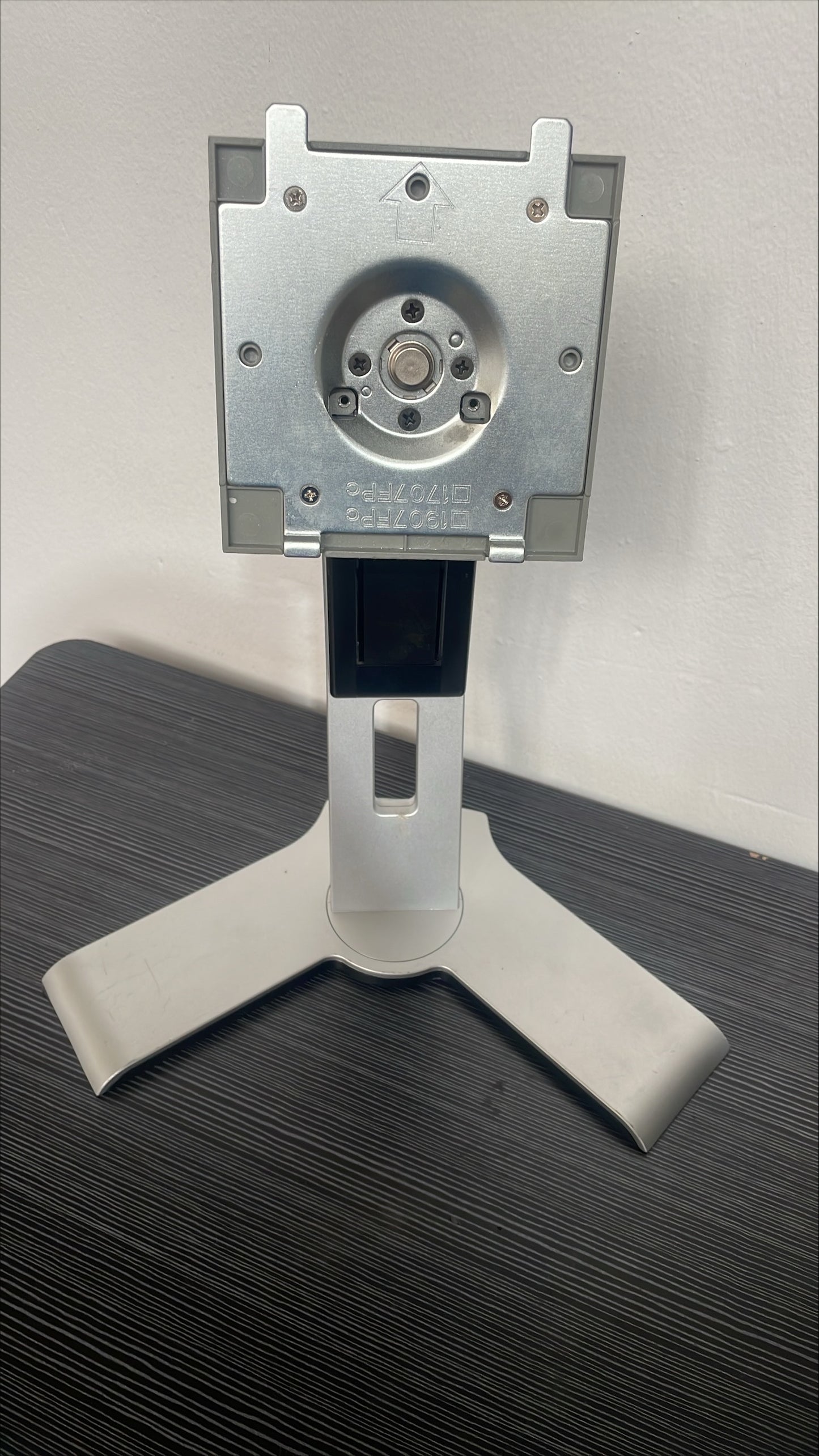 Dell 1907FPc & 1707FPc Monitor Stand – Pre-Owned
