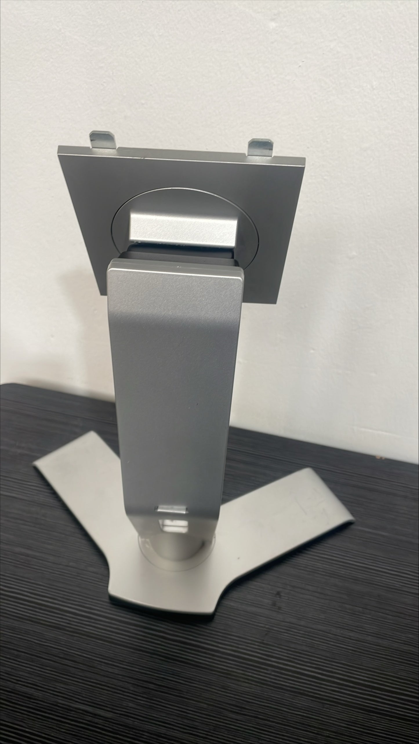 Dell 1907FPc & 1707FPc Monitor Stand – Pre-Owned
