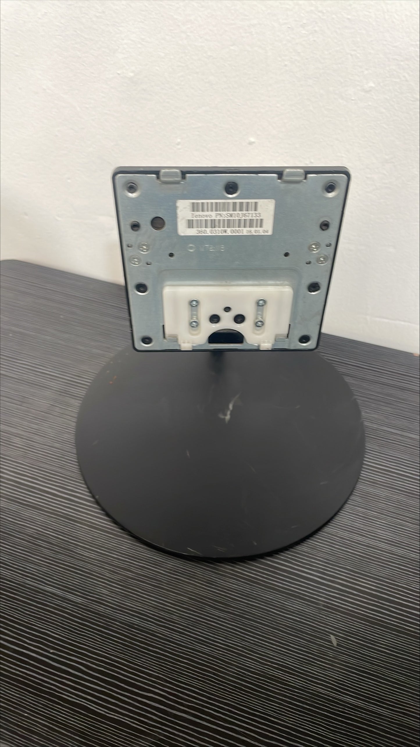 Lenovo SM10J67133 Monitor Stand – Pre-Owned