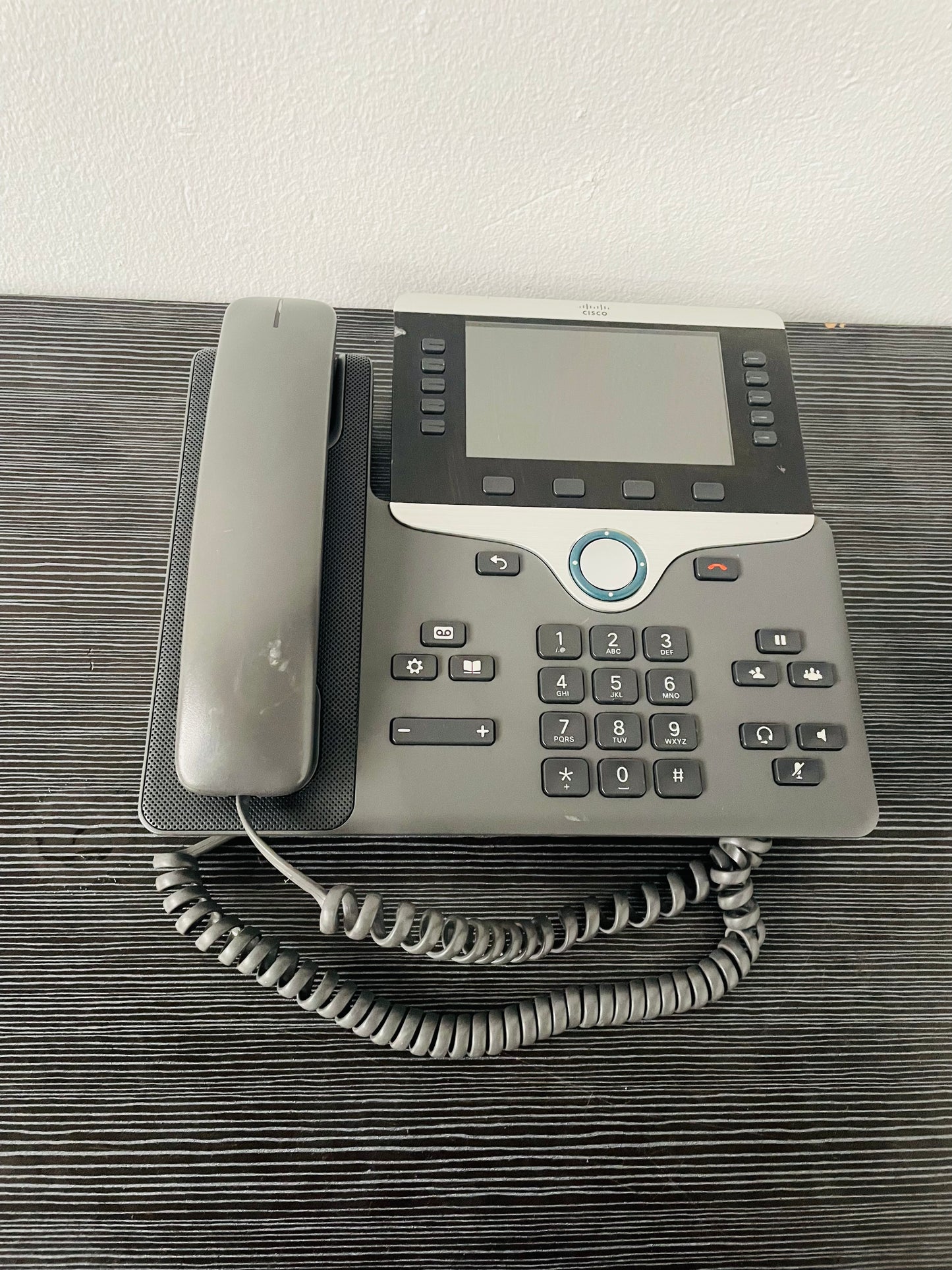 Cisco CP-8861 Unified IP Desk Phone – No Stand – Pre-Owned