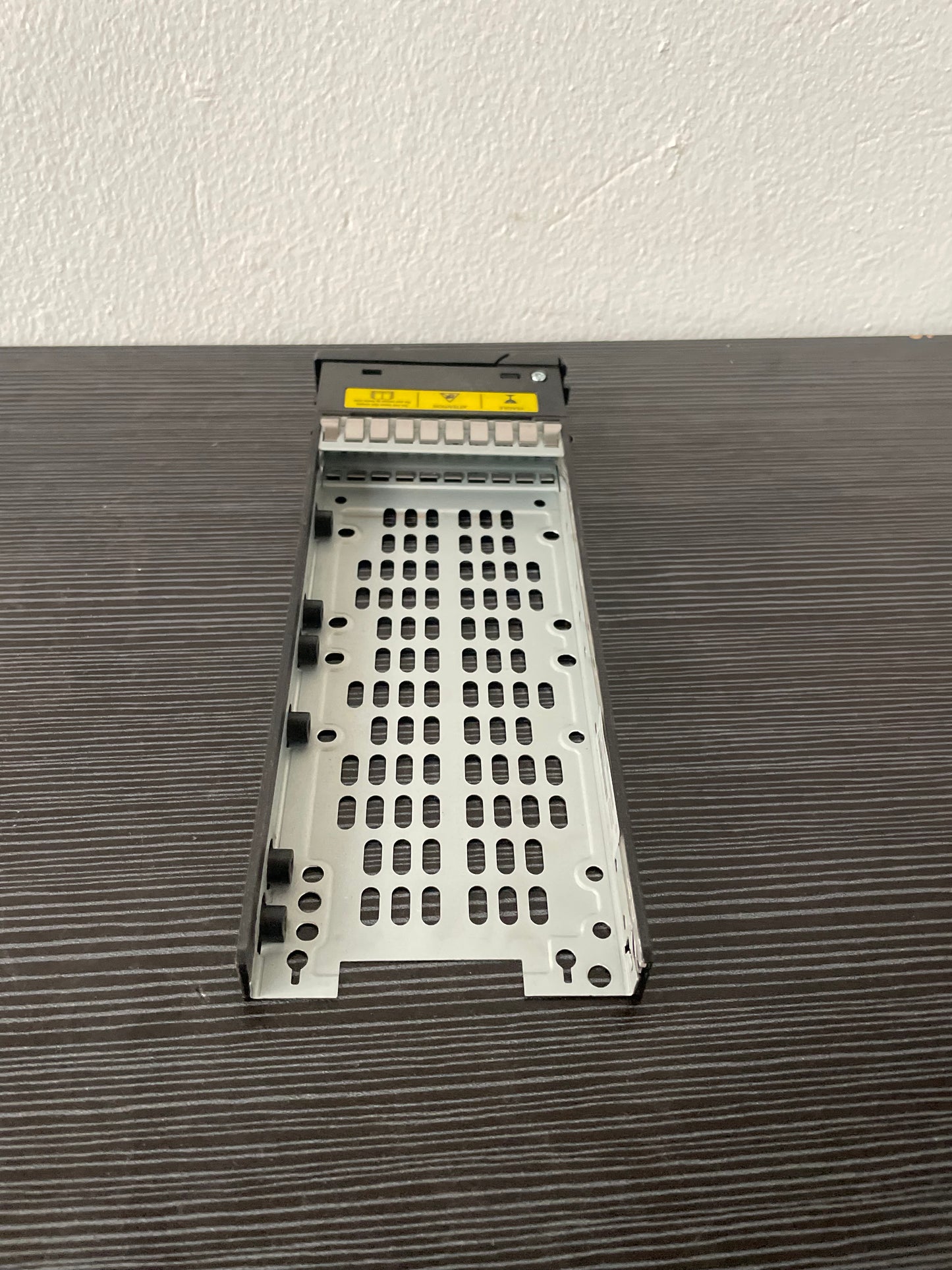 Dell 0997434-03 2.5 Inch SFF SAS/SATA Hot-Plug Hard Drive Caddy – Pre-Owned