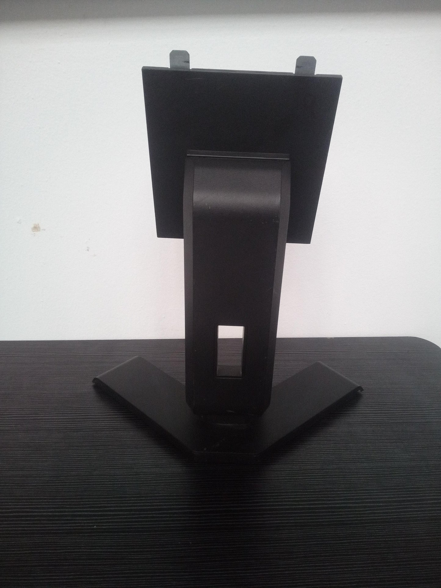 Dell E190Sf 19 Inch LCD Monitor Stand – Pre-Owned