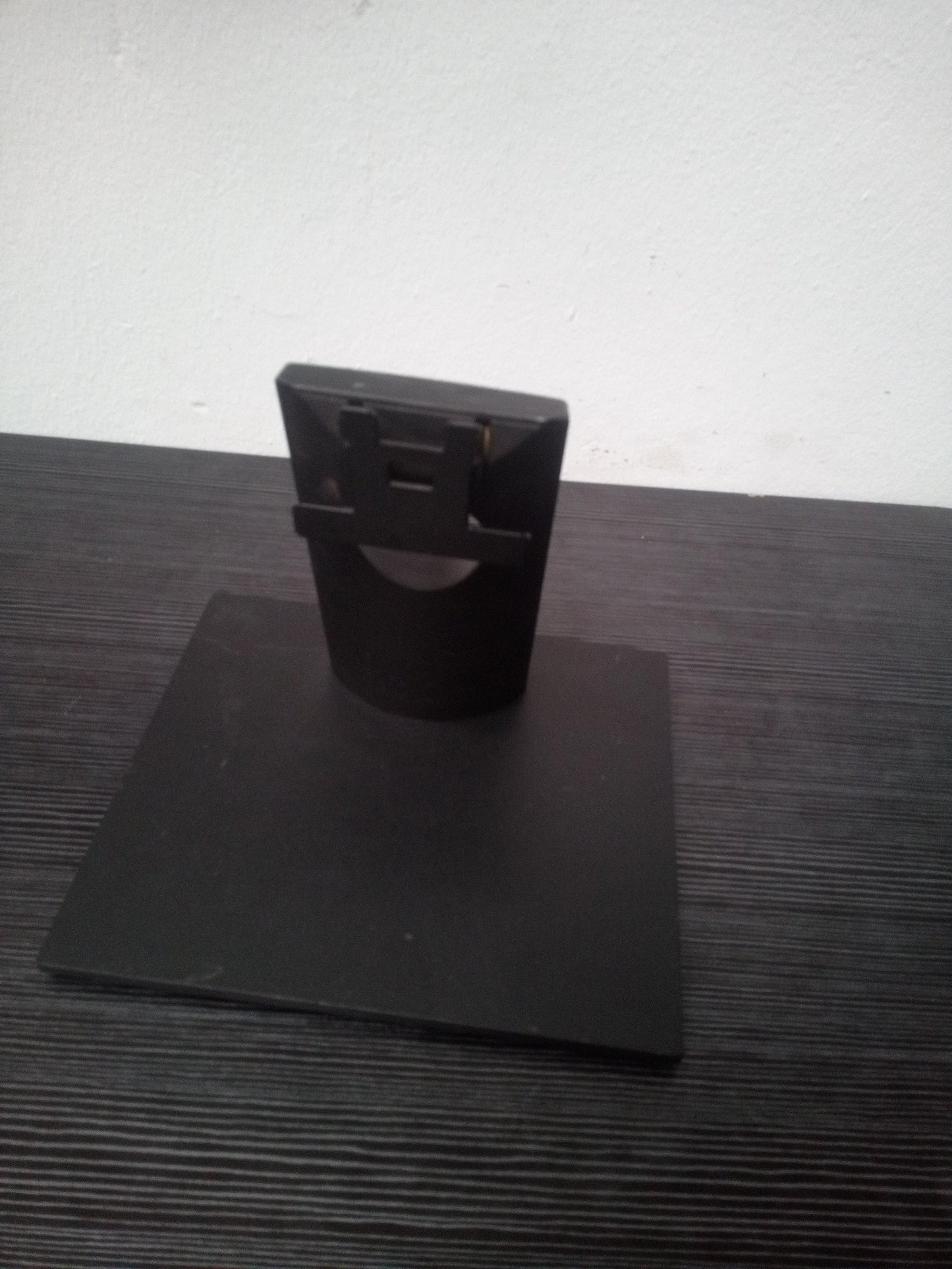 Dell E2020H Monitor Stand – Pre-Owned
