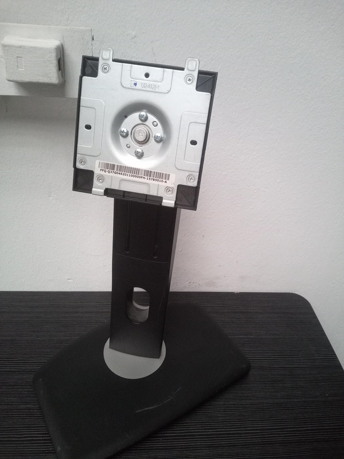 Dell U2412M Monitor Stand – Pre-Owned