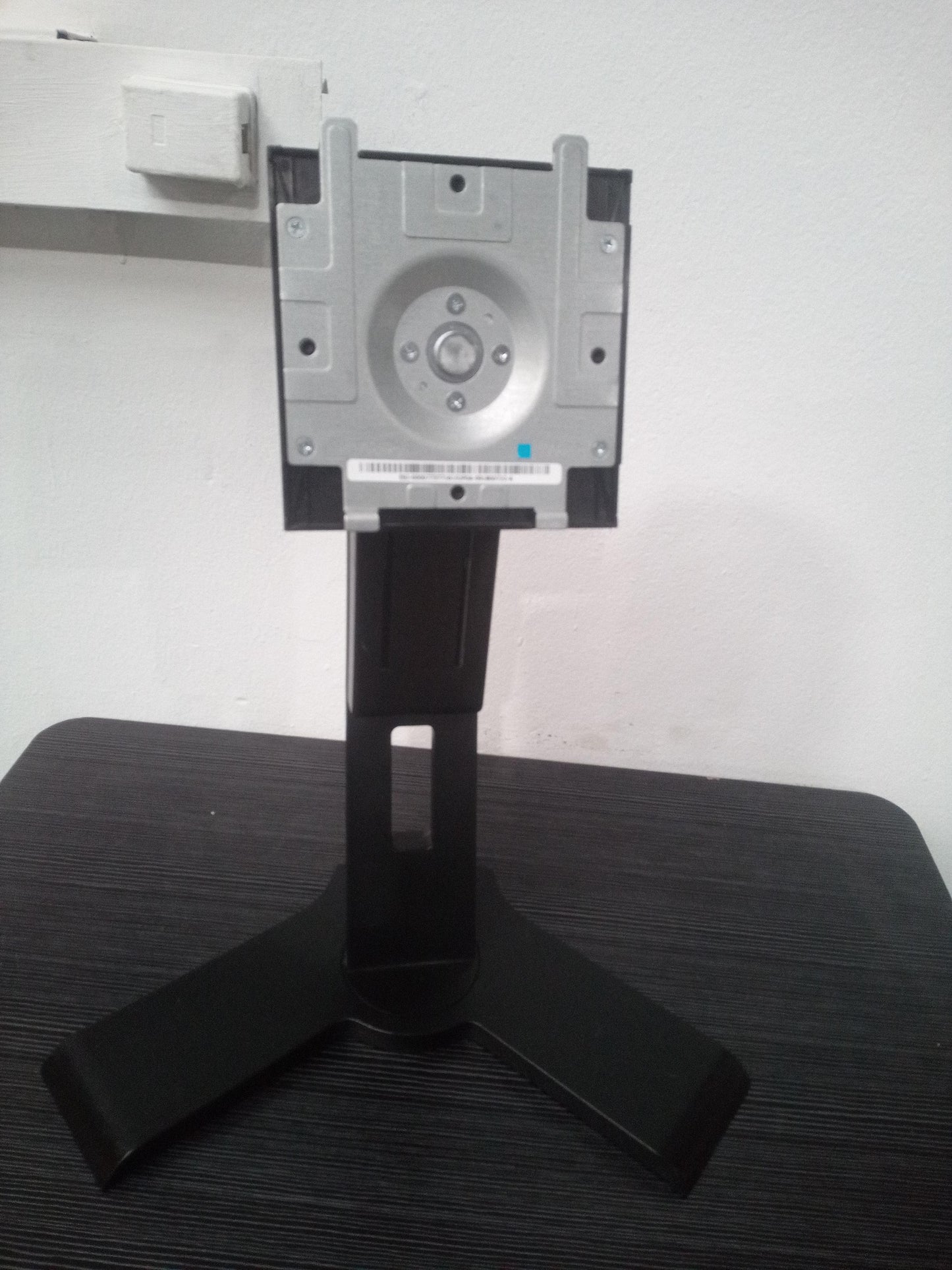Dell 1708FPt & 1908FPt Monitor Stand – Pre-Owned