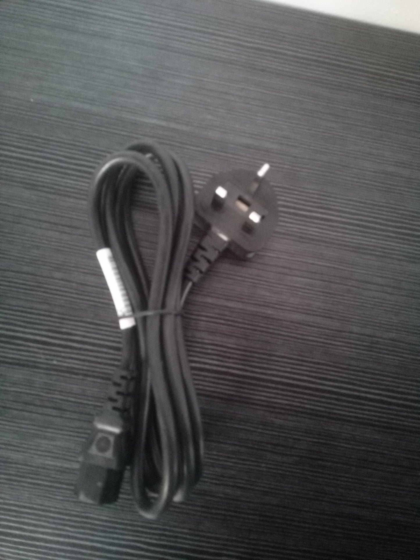 UK IEC C13 to BS1363 Power Cable – Pre-Owned