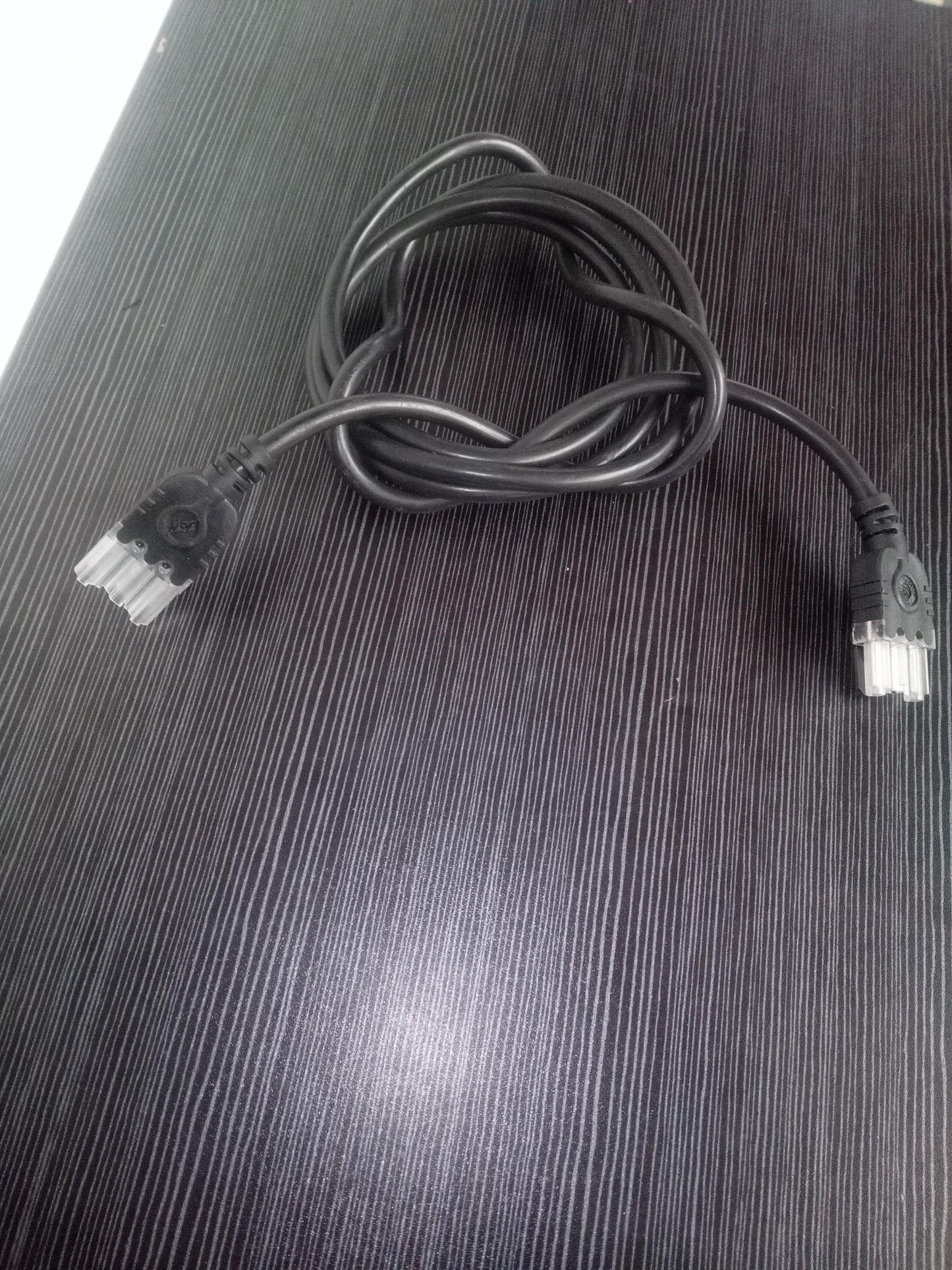 Krost Interconnecting Cable 3 Meter Normal Power Black – Pre-Owned