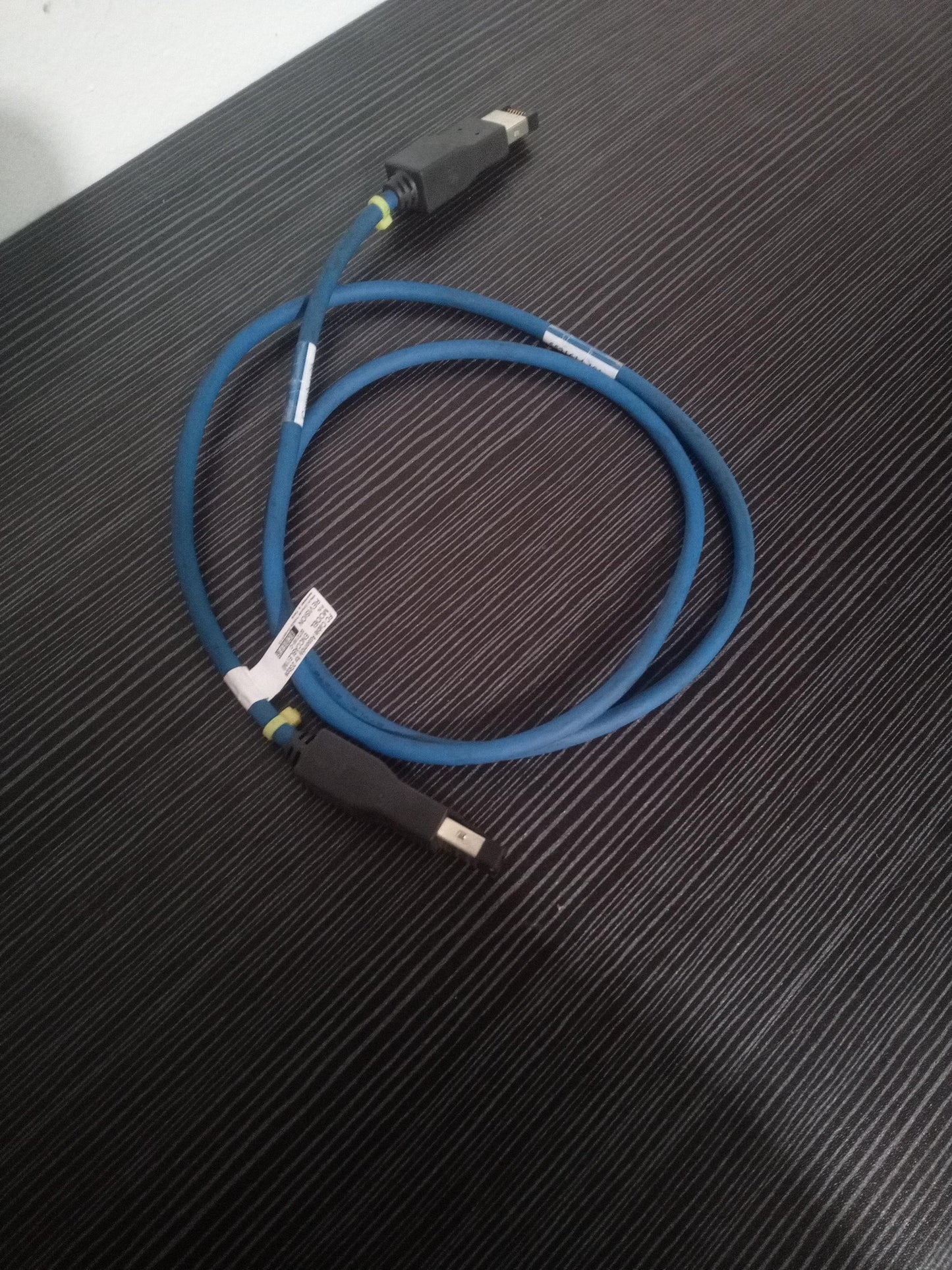 Hitachi 3272185-C Fibre Channel Cable Assembly 2Gbps 1m ENCCABLE – Pre-Owned