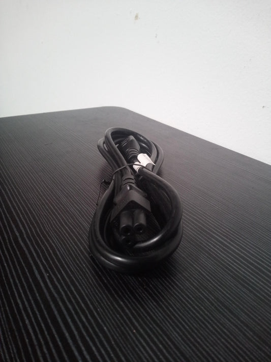 5-15P to IEC C5 Power Cable – Pre-Owned