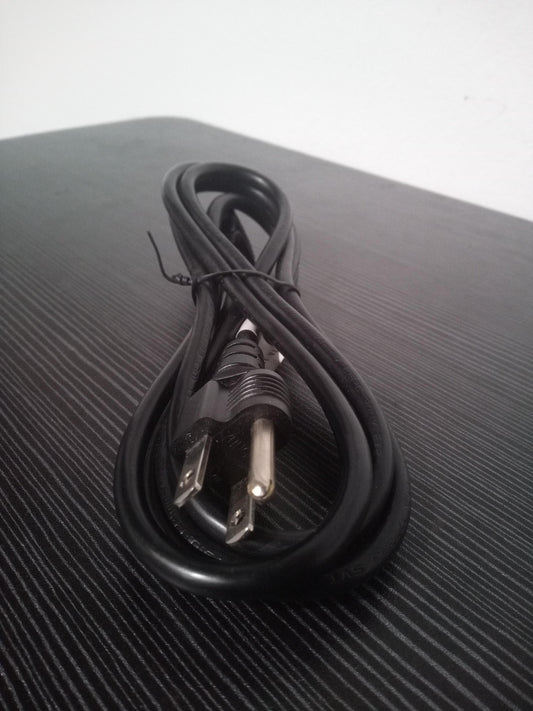 5-15P to IEC C5 Power Cable – Pre-Owned