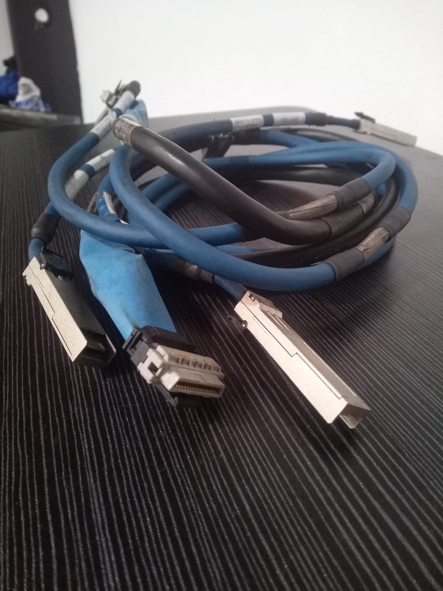 Hitachi 5521698-314, 5521698-316 & 5521726-308 DAC Cable Pair – Pre-Owned