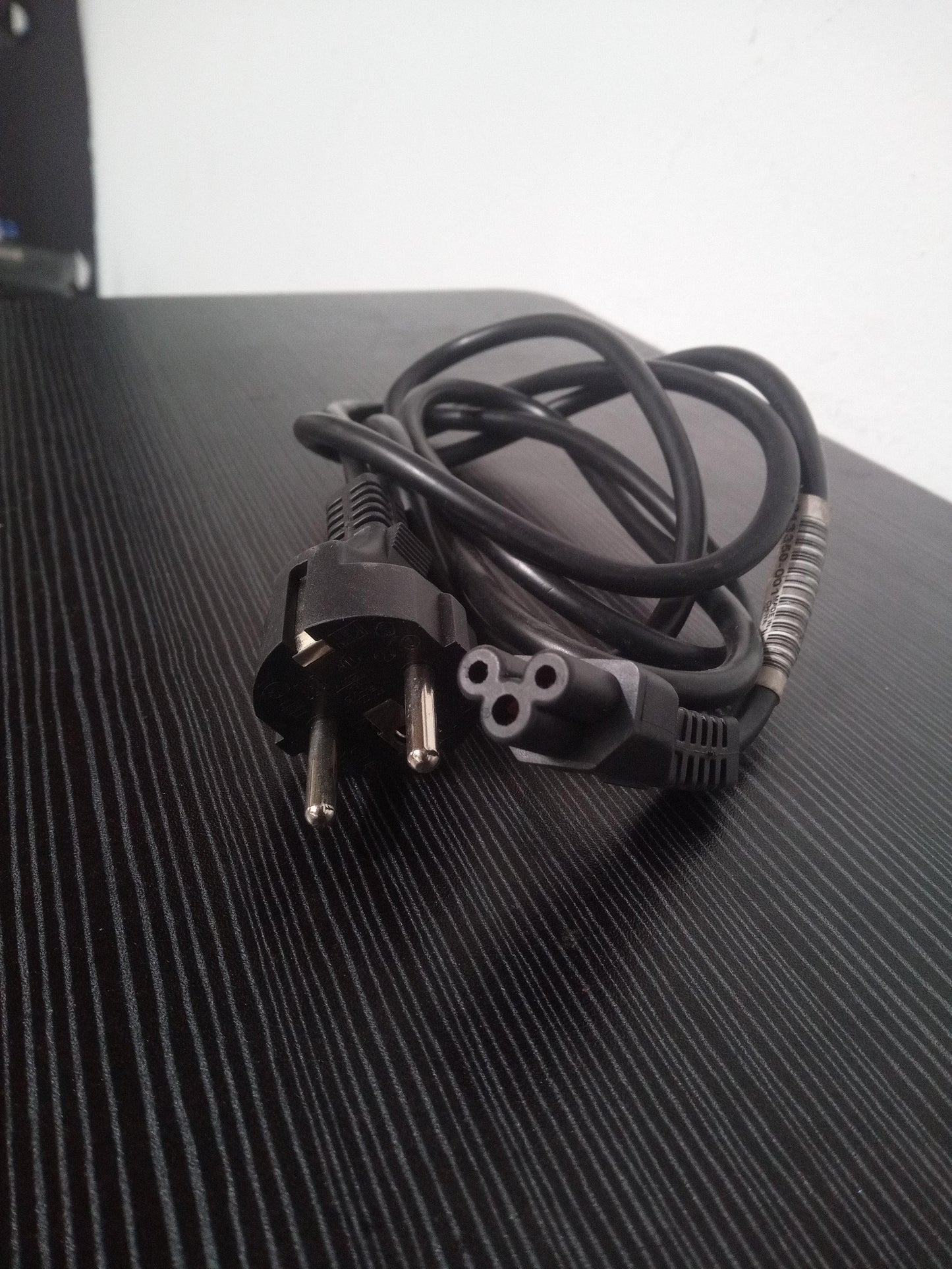 IEC C5 to CEE 7/7 Power Cord - Black – Pre-Owned