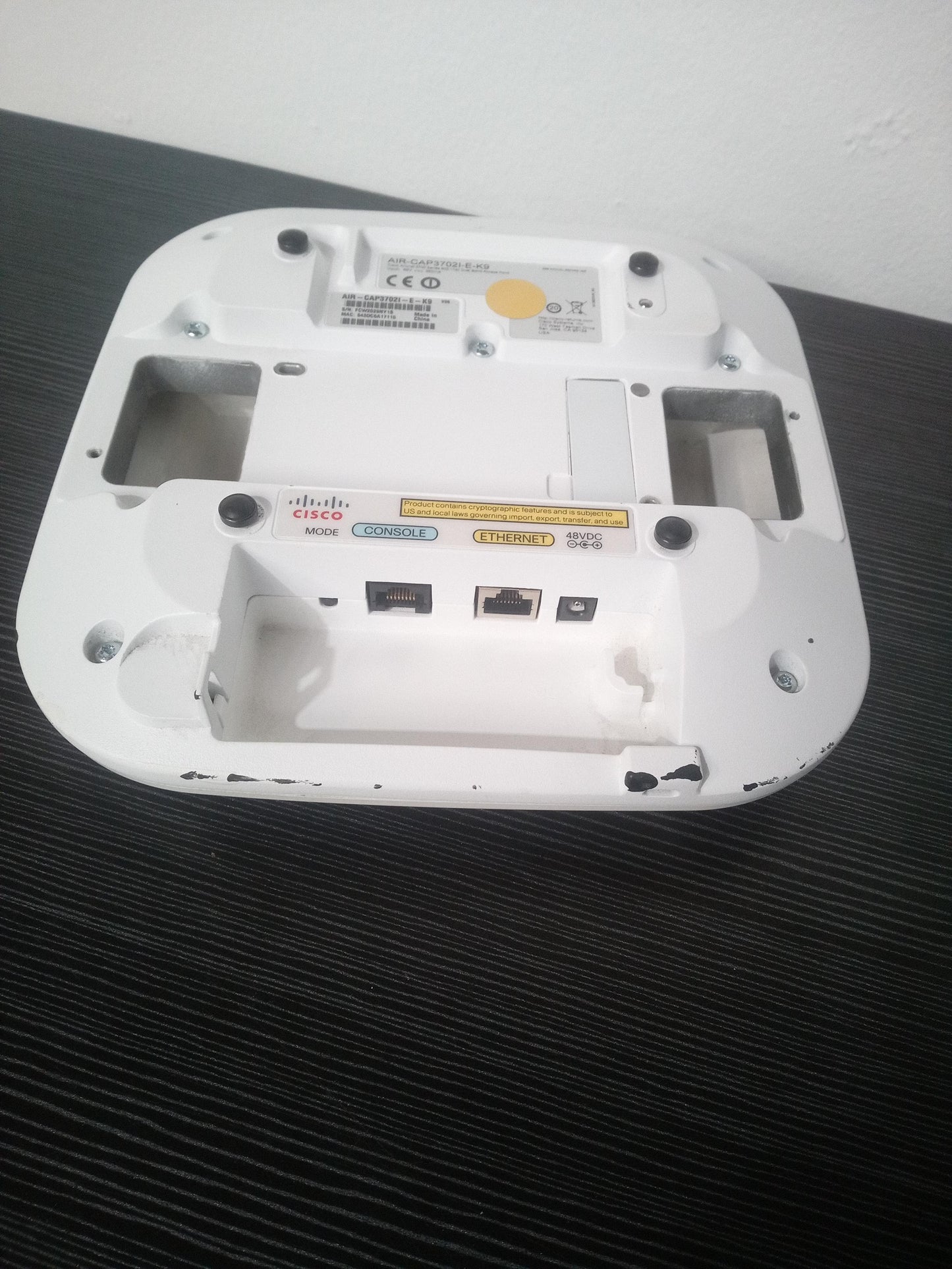 Cisco CAP3702I-E-K9 Wireless Access Point Only - Deep Scratches - Pre-Owned