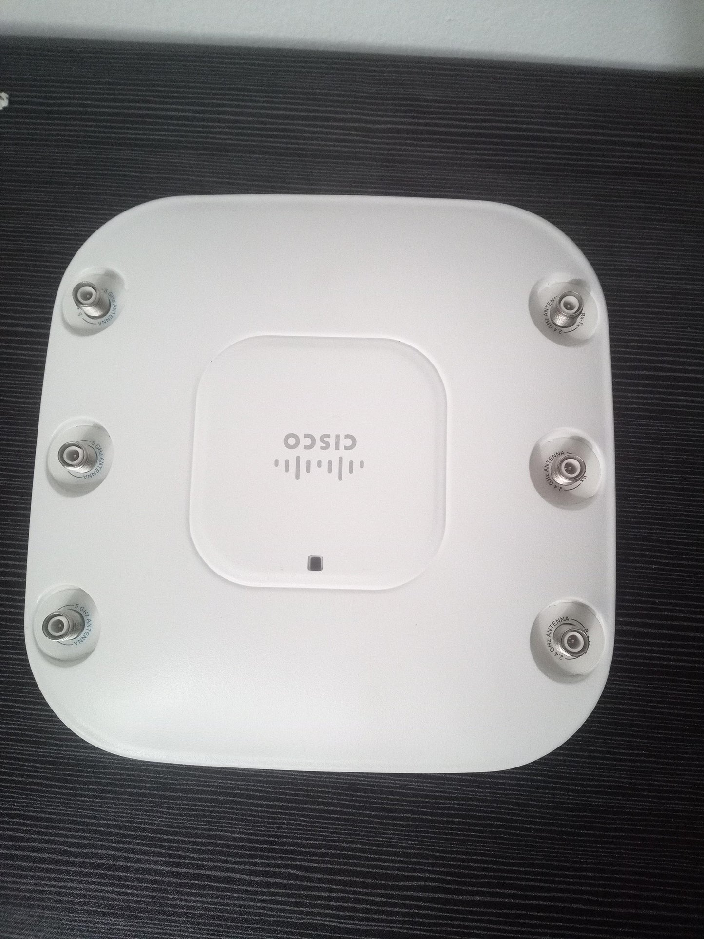 Cisco AIR-AP1262N-E-K9 Aironet 1262N Wireless Access Point Only – Refurb