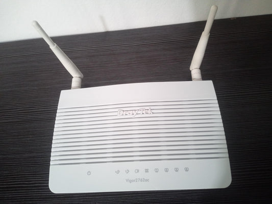 DrayTek Vigor2762ac Dual-WAN VDSL2/ADSL2+ AC1200 VPN Firewall Router Only – Pre-Owned