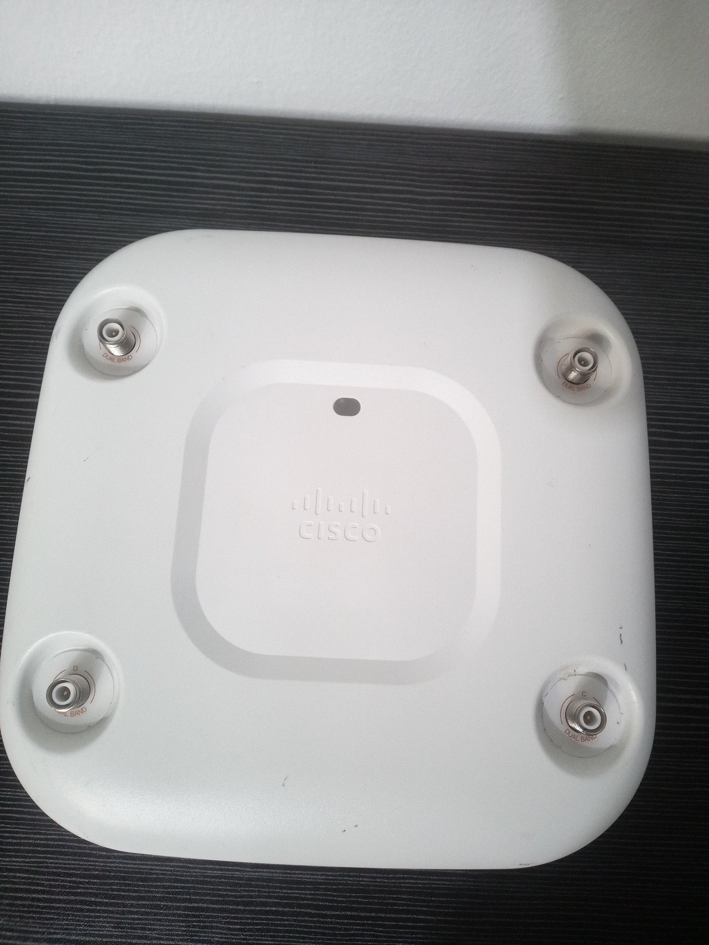 Cisco AIR-CAP2702E-E-K9 802.11ac Enterprise Wireless Access Point – Refurb