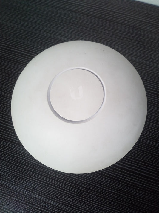 Ubiquiti UniFi UAP-AC-LR Access Point Without Mounting Brackets – Pre-Owned