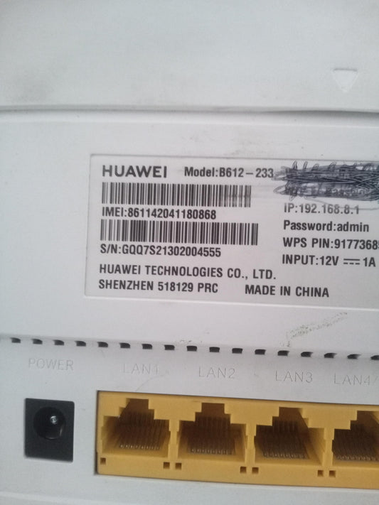 Huawei B612-233 4 GE Ports 4G LTE Wireless Router – Pre-Owned