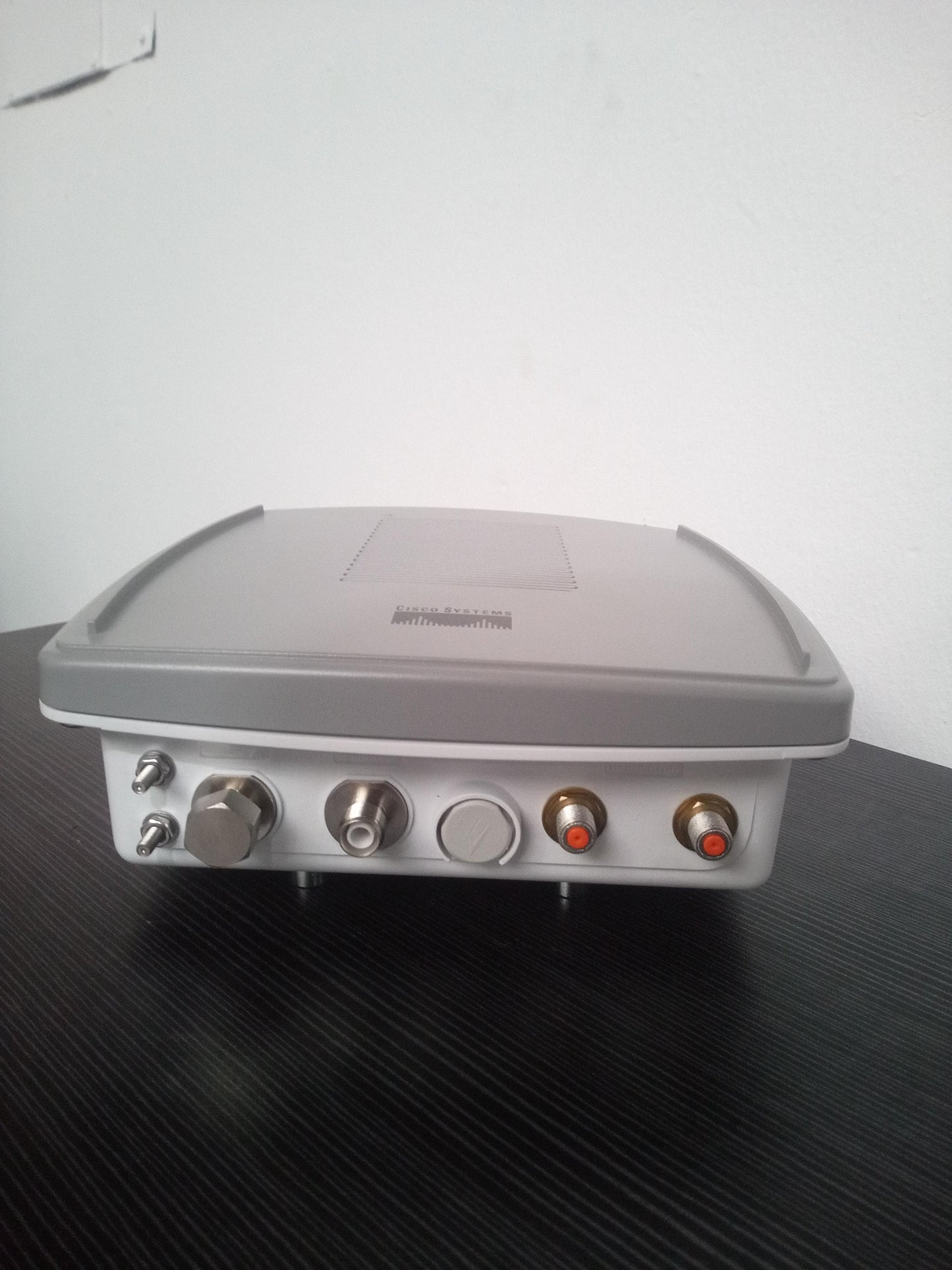 Cisco AIR-BR1310G-E-K9-R Aironet 1300 Series Outdoor Access Point / Bridge / Repeater – Demo