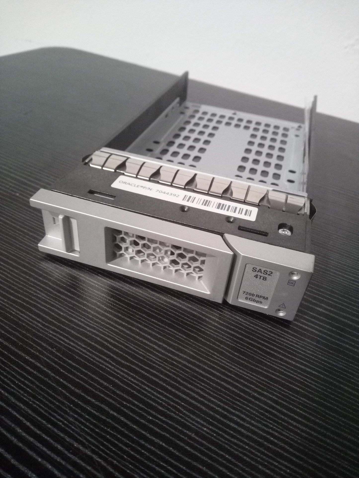 SUN Oracle 0976501-08 3.5 Inch Hard Drive Caddy Tray – Pre-Owned