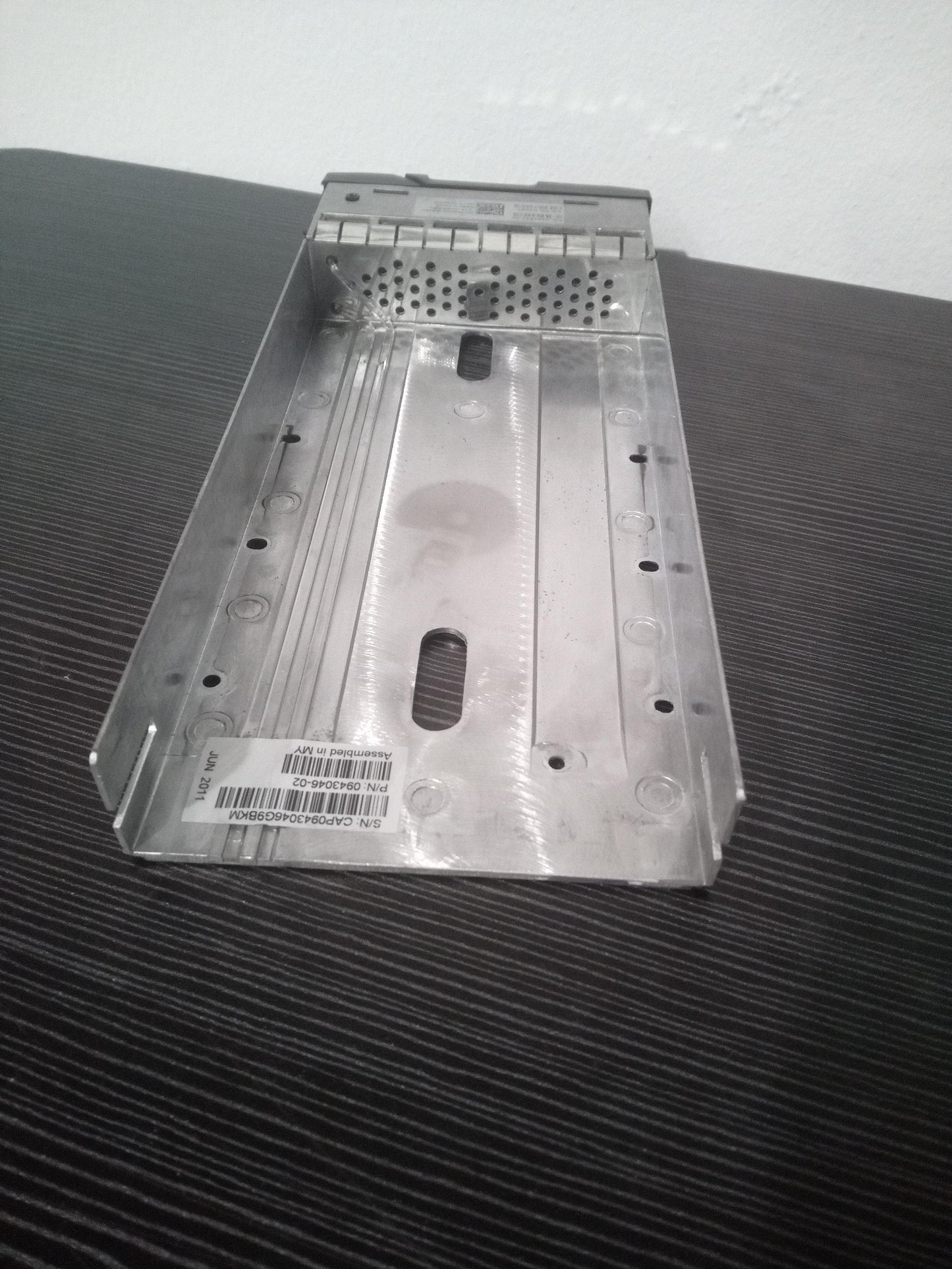 Dell 0943046-02 3.5 Inch SAS Hot Swap HDD Caddy Tray for EqualLogic PS4000 PS5000 PS6000 PS6010 – Pre-Owned